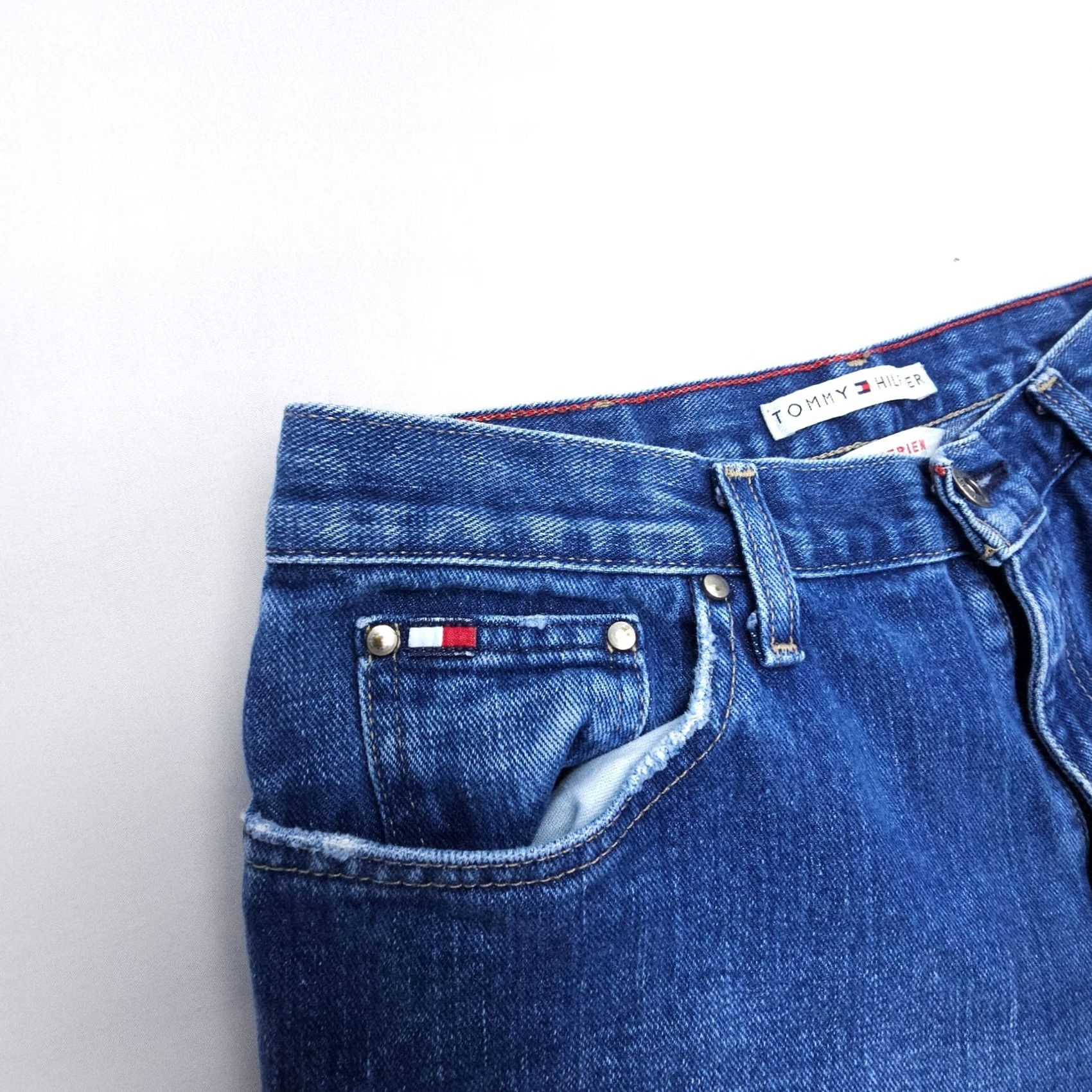 Tommy Hilfiger VINTAGE Tommy Hilfiger Boyfriend Jeans Womens 6 Mid Rise Dark Wash 2000's Y2K 90s Size 28" / US 6 / IT 42 - 7 Thumbnail