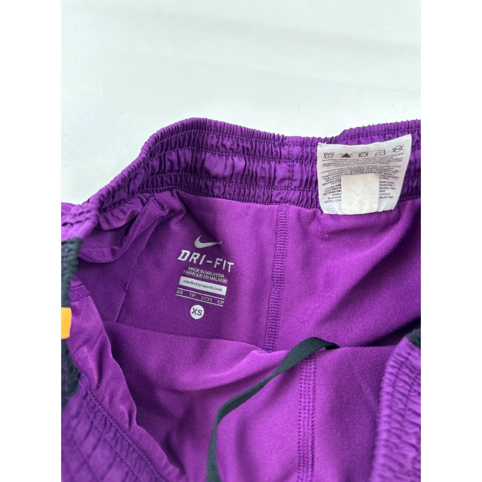Nike Nike Shorts Womens XS Purple Black Dri-Fit Running 3" Inseam 613542-519 Size 26" / US 2 / IT 38 - 4 Thumbnail
