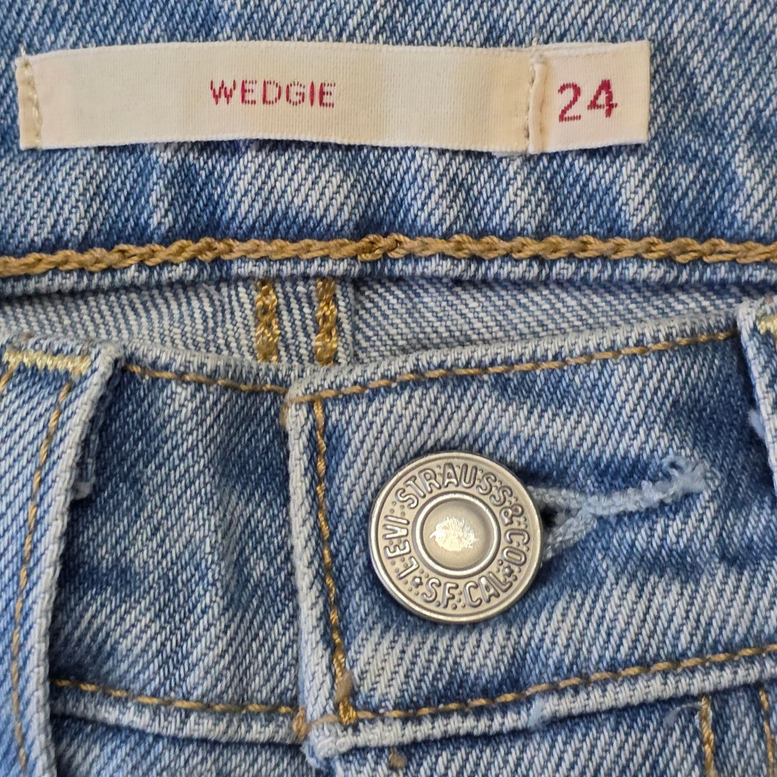 Levi's Levi’s Premium 501 Skinny Jeans Women’s 24W x 28L Button Fly Size 24" / US 00 / IT 34 - 3 Thumbnail