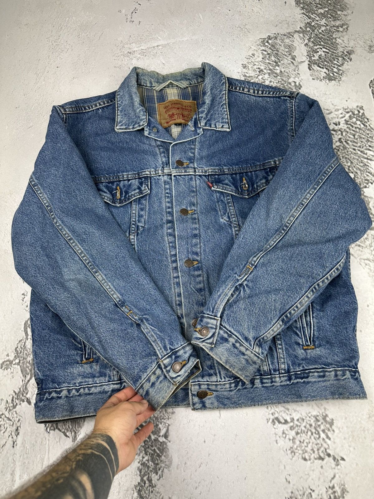 Levi's Vintage Clothing Vintage Levi’s Heavy Denim Jacket Made In USA Size US L / EU 52-54 / 3 - 3 Thumbnail