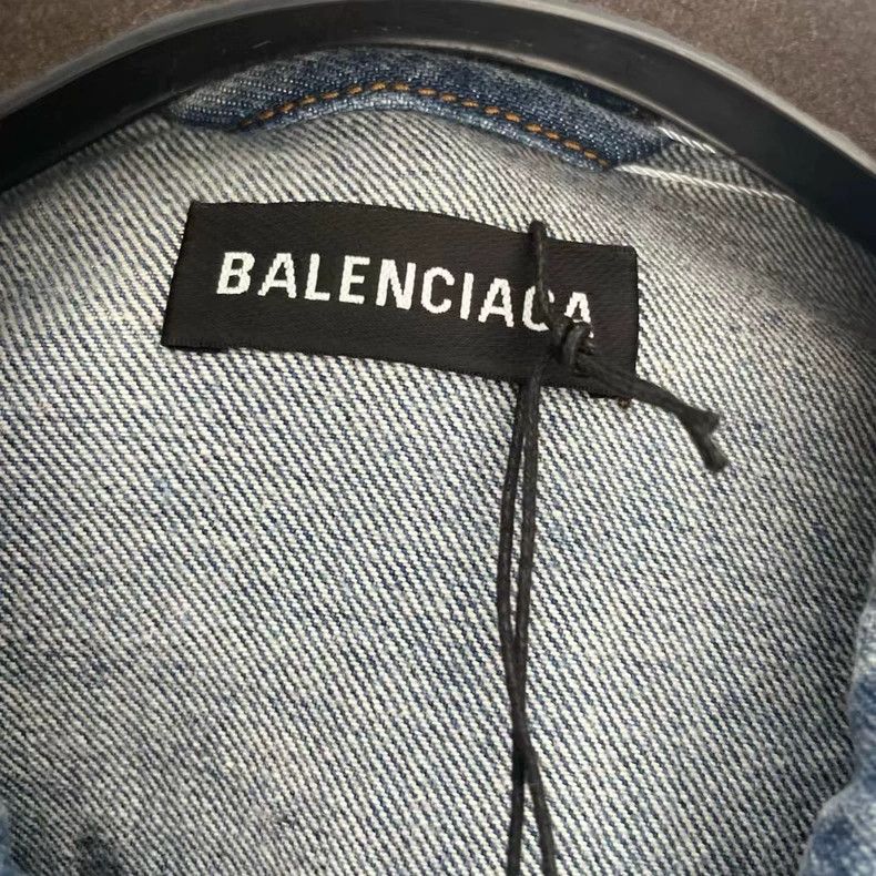 Balenciaga Balenciaga Make an old graffiti letter jacket. Size US M / EU 48-50 / 2 - 4 Thumbnail