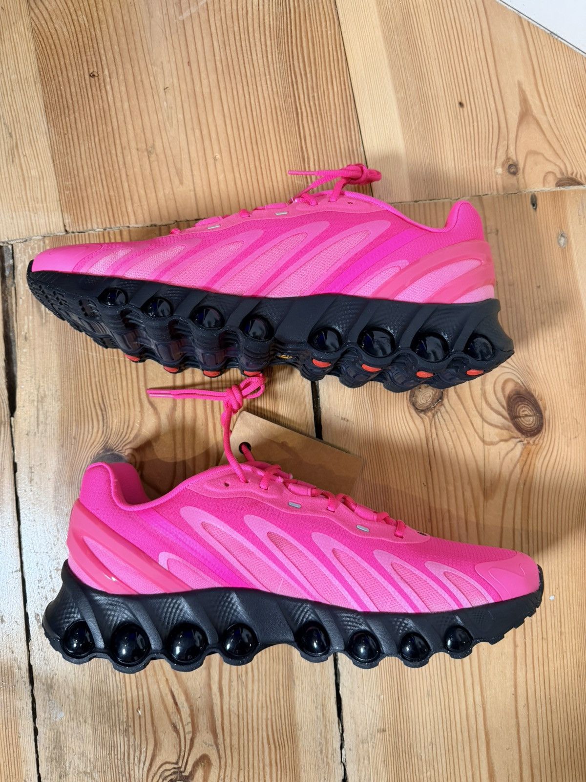 Nike Nike Air Max DN8 Hyper Pink Black US13 EU47.5 Deadstock Size US 14 / EU 47 - 3 Thumbnail