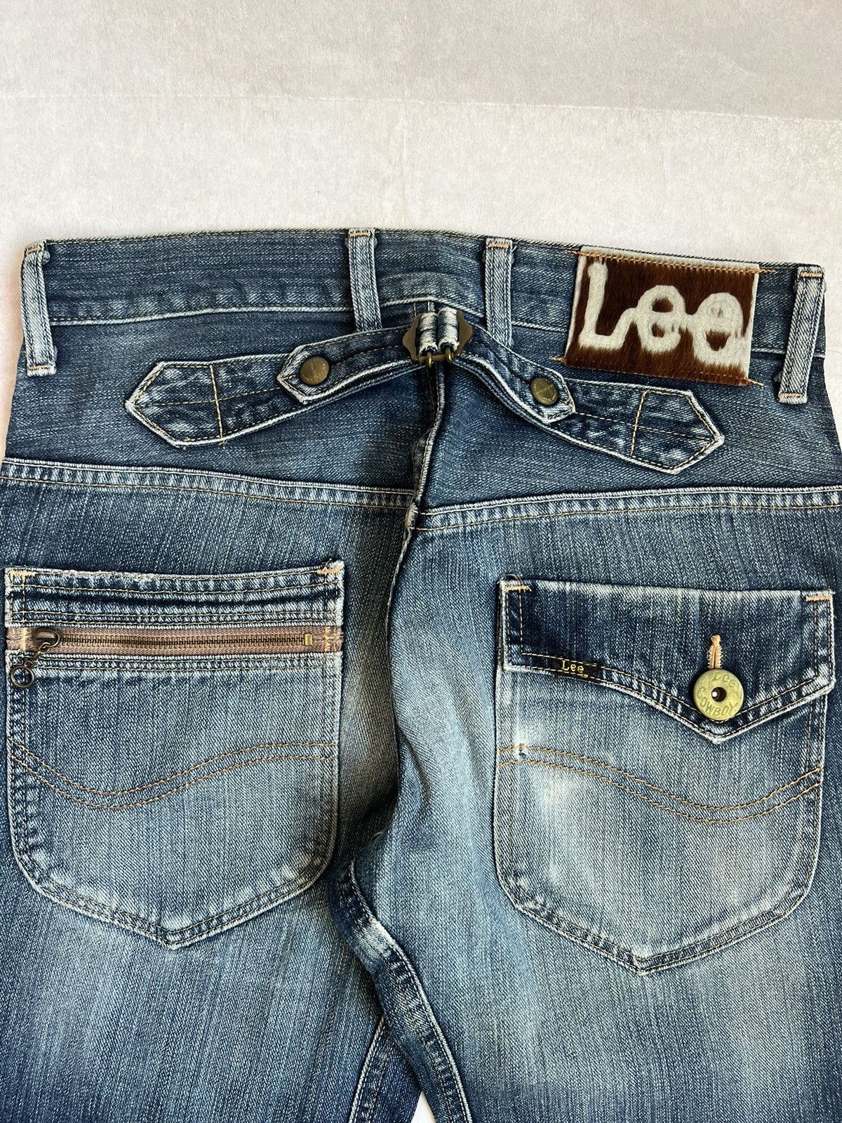 Lee Lee Cowboy Buckle Back Blue Wash Fading Distressed Denim Size US 31 - 4 Thumbnail