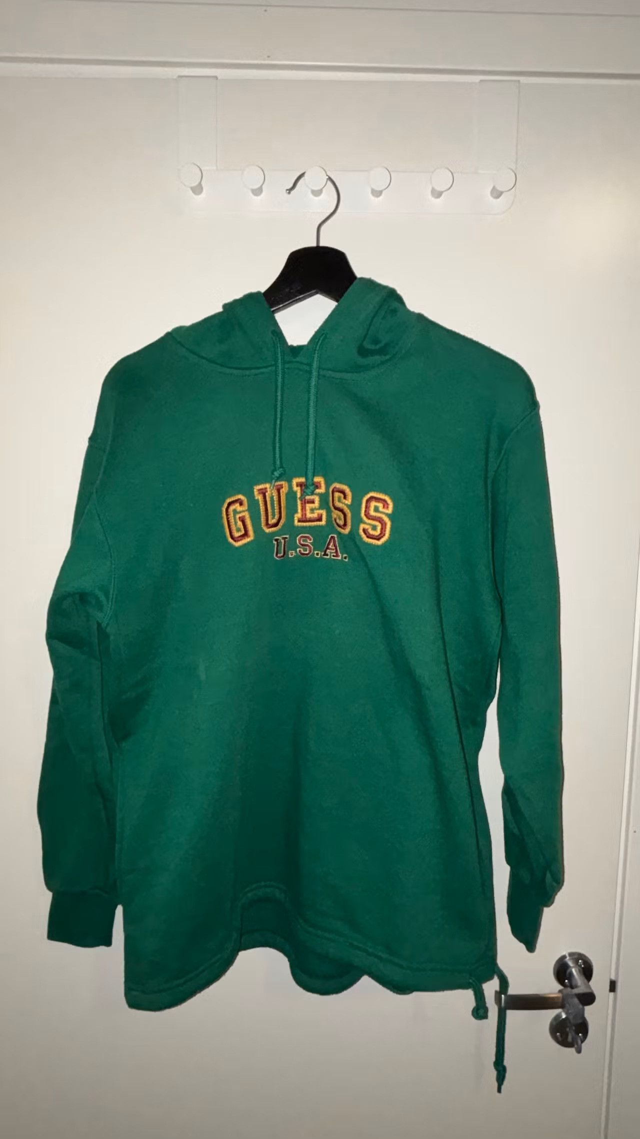 Guess Guess Vintage Hoodie Size US S / EU 44-46 / 1 - 1 Thumbnail