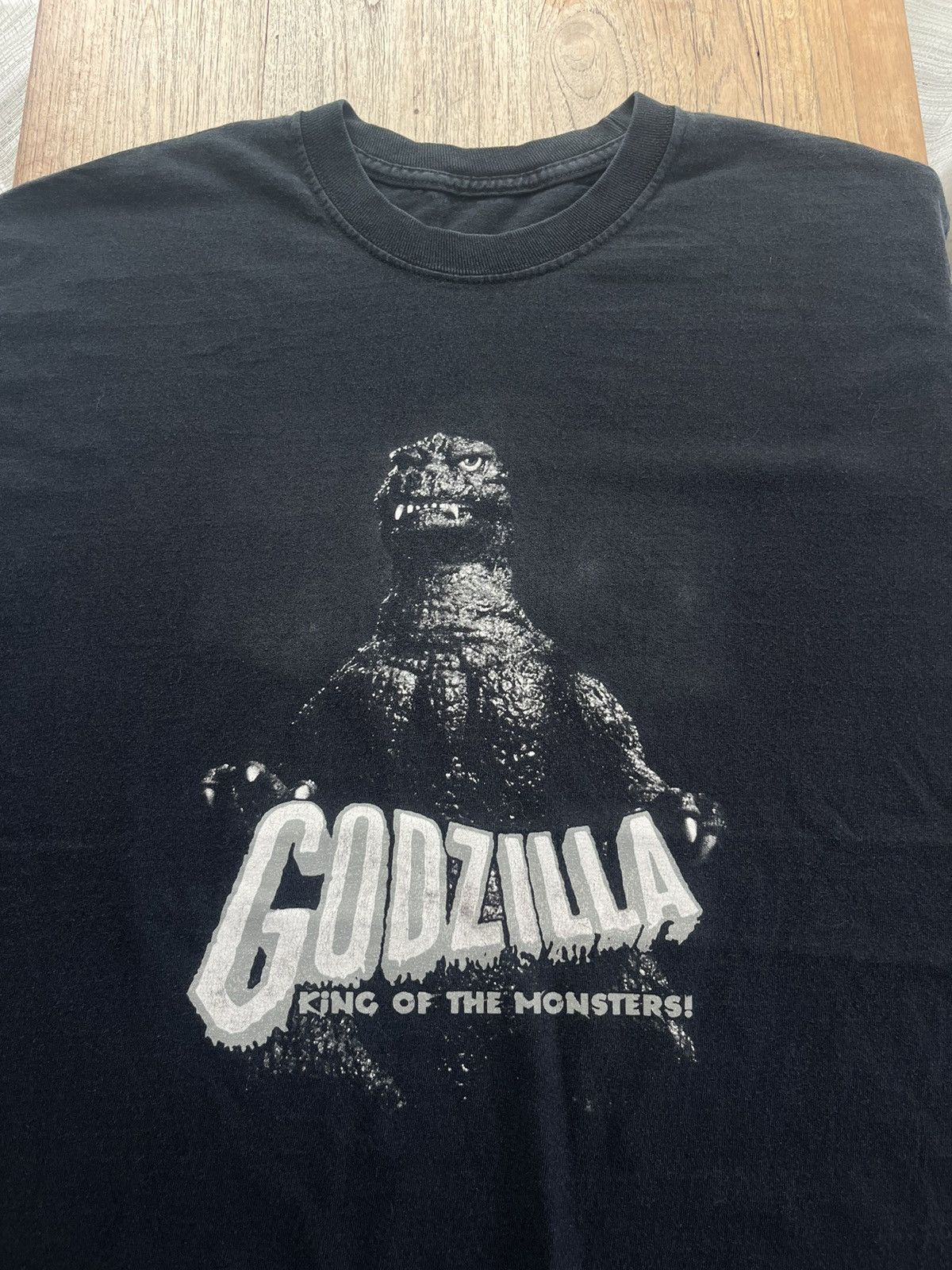 Vintage Vintage GODZILLA King of The Monsters! 2010’s T-shirt Size US L / EU 52-54 / 3 - 3 Thumbnail