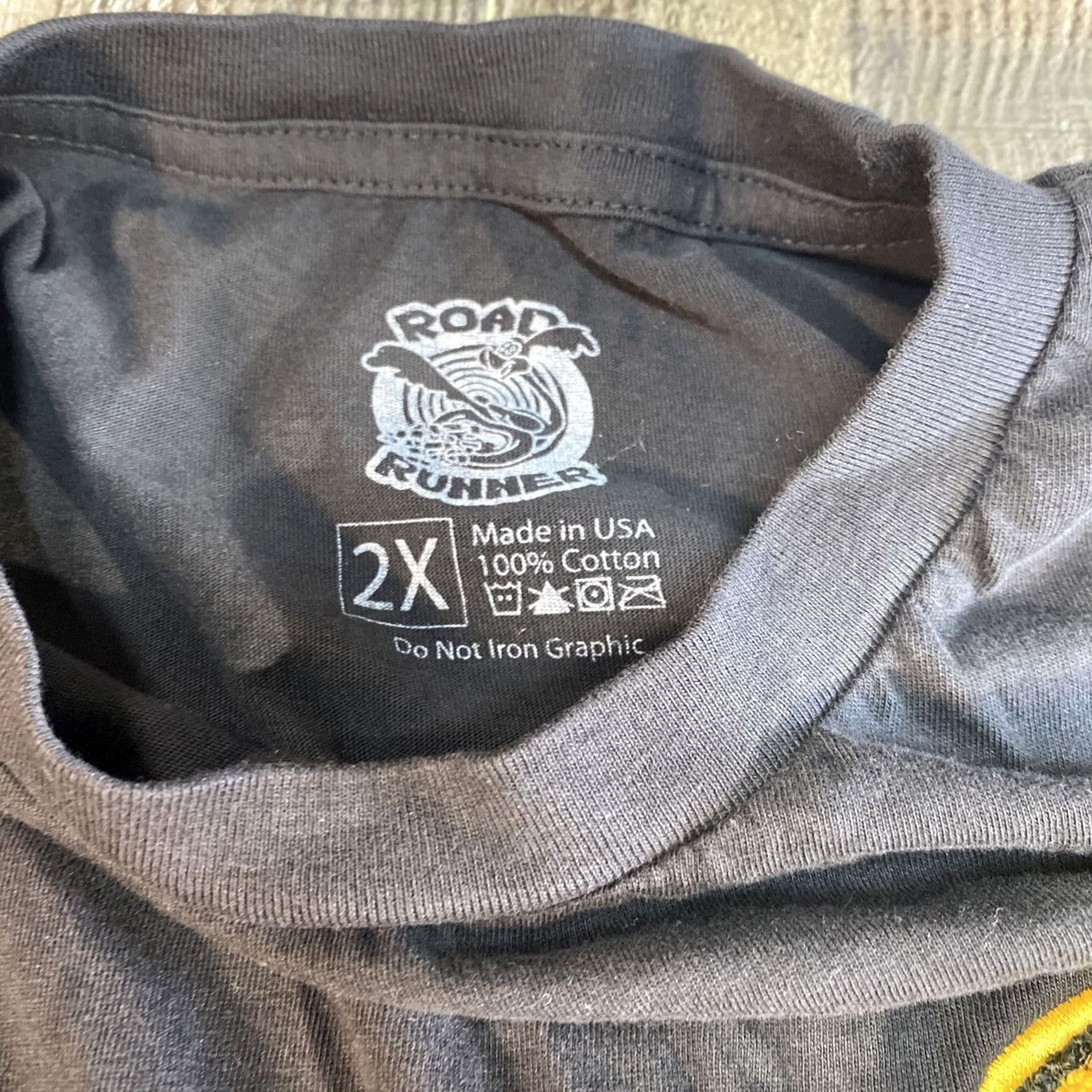 Vintage Men Roadrunner T-Shirt Black 2XL Mens Funny Tee Size US XXL / EU 58 / 5 - 3 Thumbnail