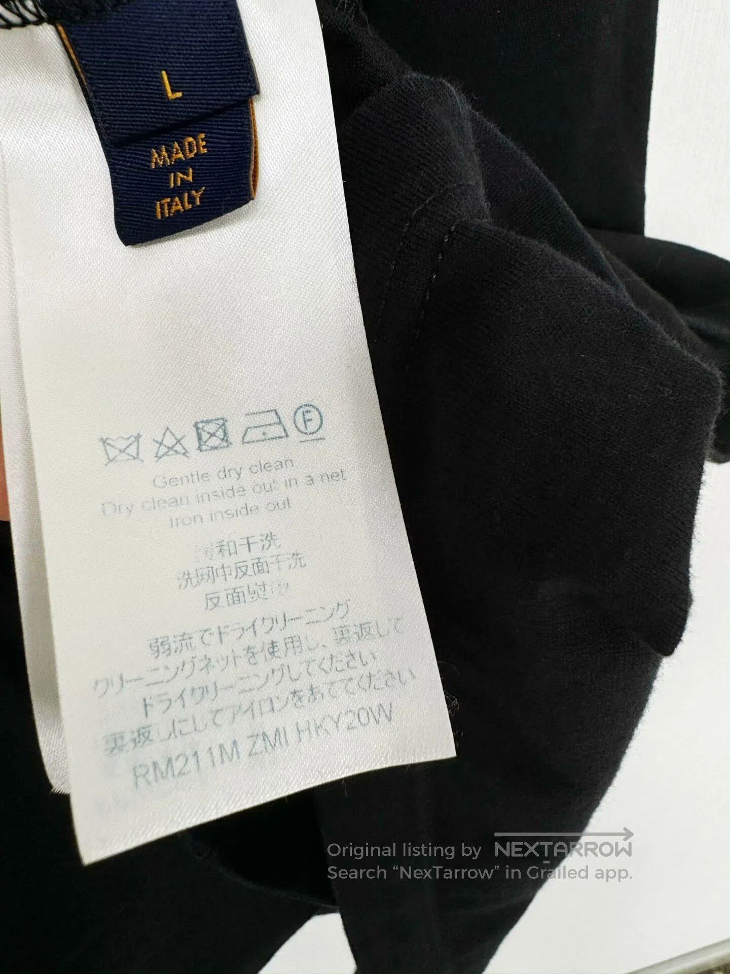Louis Vuitton Louis Vuitton Black Short Sleeve T. Size US L / EU 52-54 / 3 - 6 Thumbnail