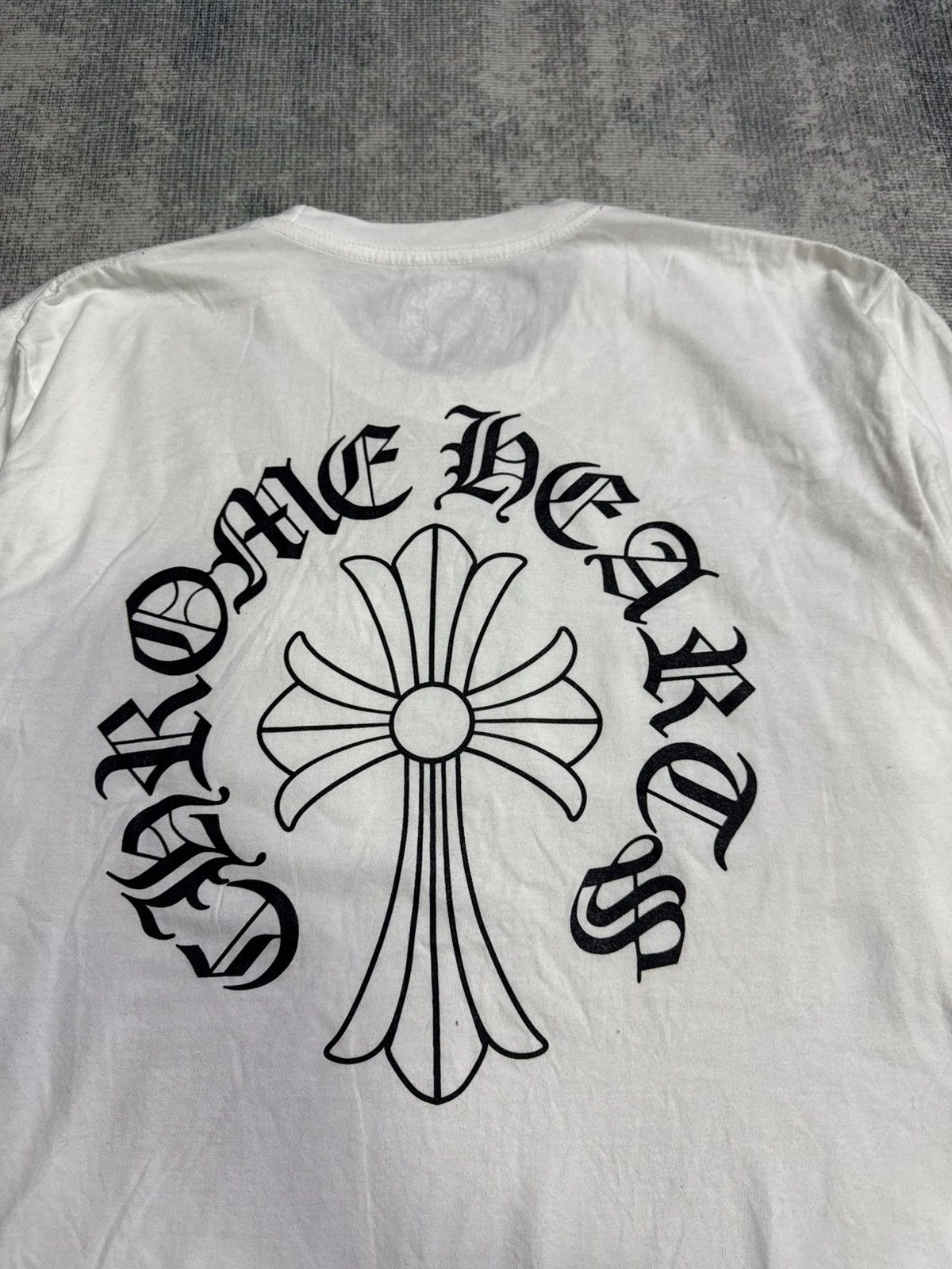 Chrome Hearts LIKE NEW! CROSS NECK PRINT LONG SLEEVES Size US M / EU 48-50 / 2 - 10 Thumbnail