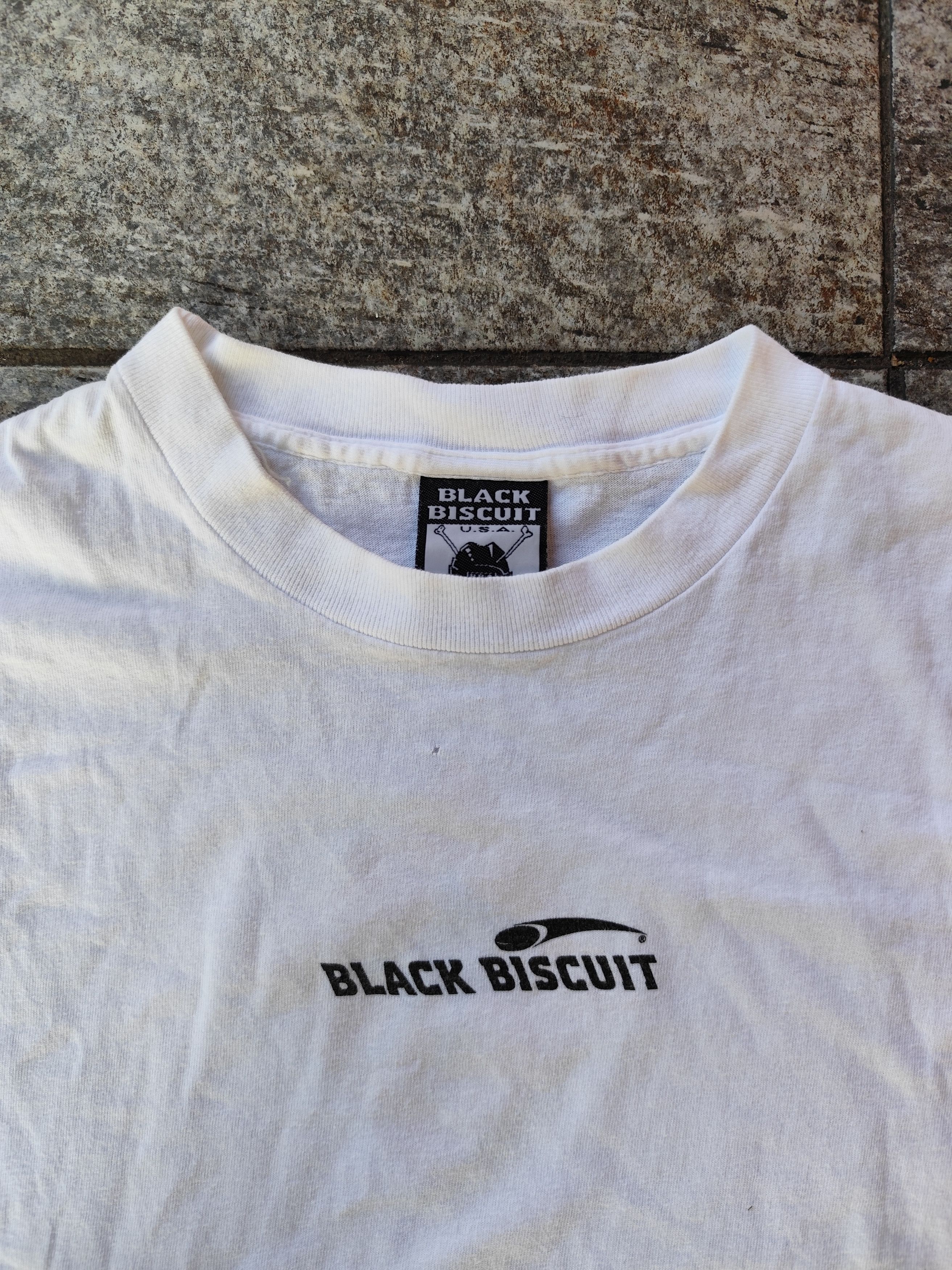 NHL Vintage 90s t shirt black biscuit hockey Size US L / EU 52-54 / 3 - 3 Thumbnail