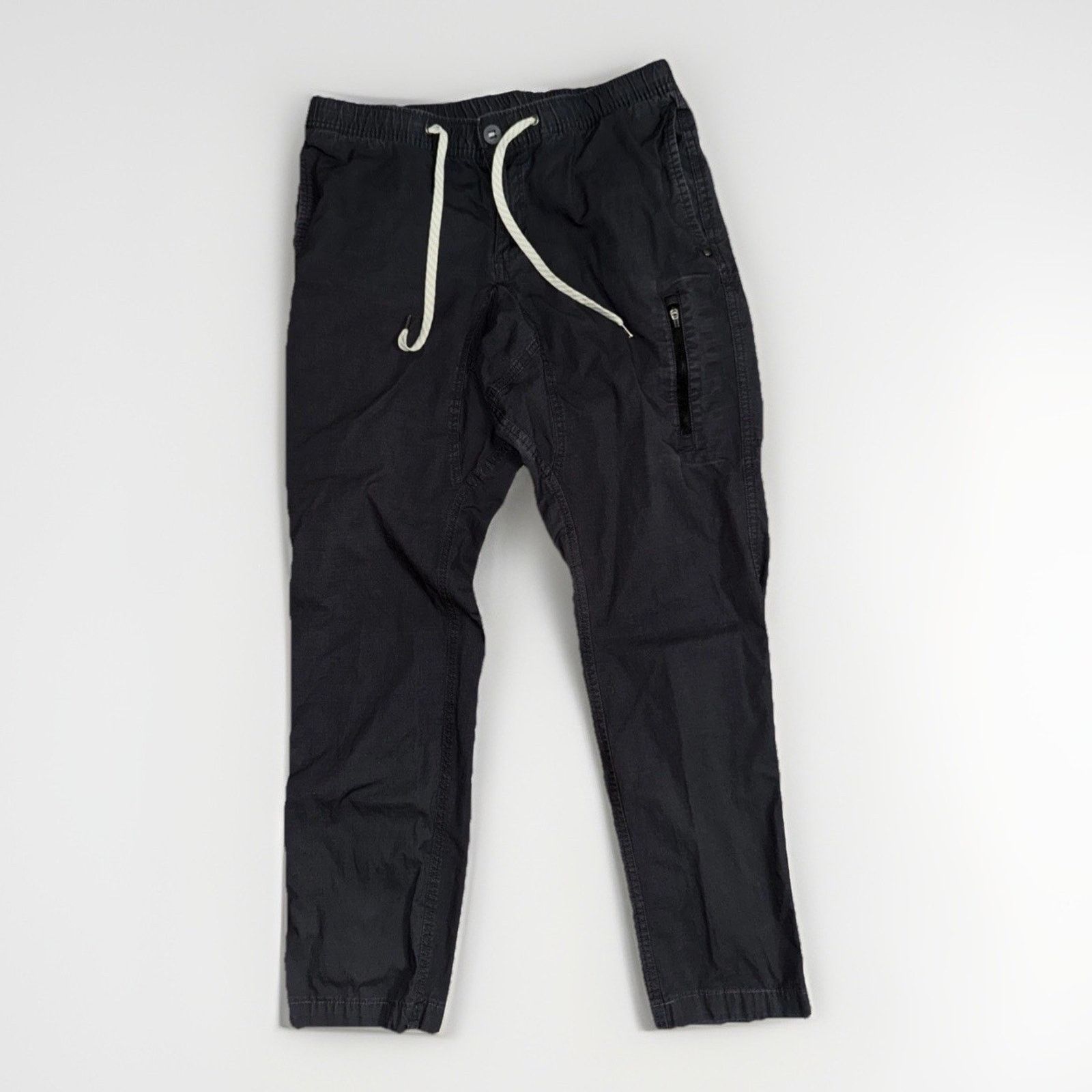 Vuori Vuori Sunday Performance Jogger Gray Tech Stretch Pants Size US 32 / EU 48 - 1 Thumbnail