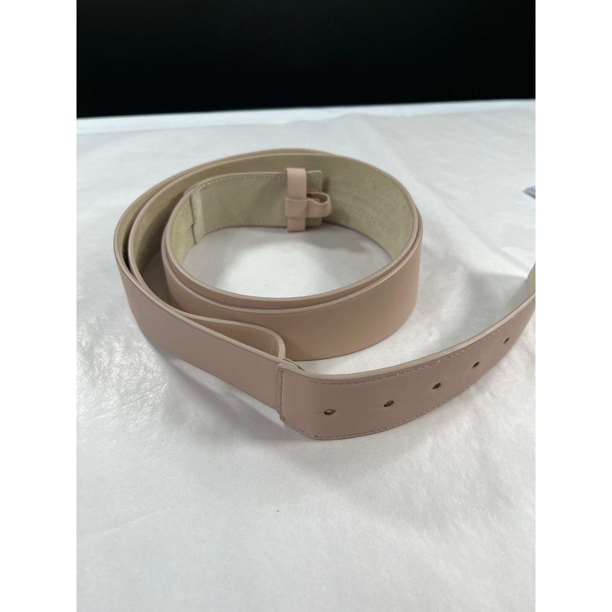White House Black Market White House Black Market SKU 7514 Womens Baby pink Leather B Size ONE SIZE - 8 Thumbnail