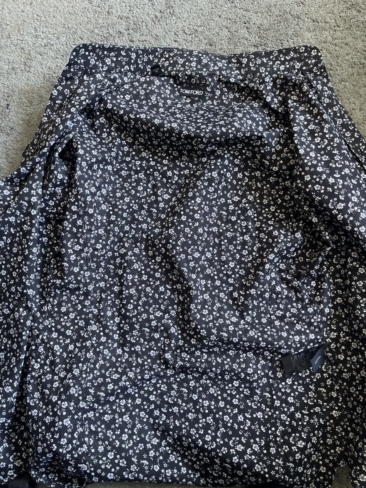 Tom Ford Tom Ford black collared shirt with floral pattern Size US M / EU 48-50 / 2 - 6 Thumbnail