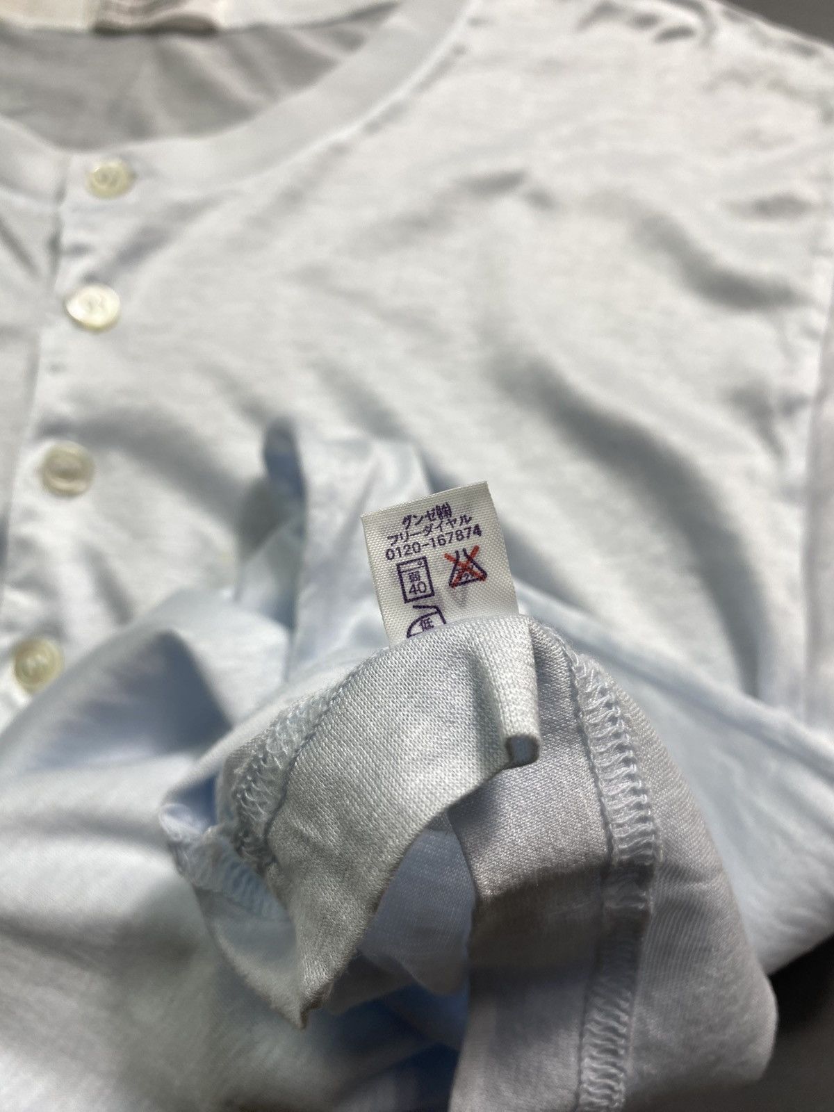 Helmut Lang Helmut Lang Button up Japan Henley Tee Size US M / EU 48-50 / 2 - 5 Thumbnail