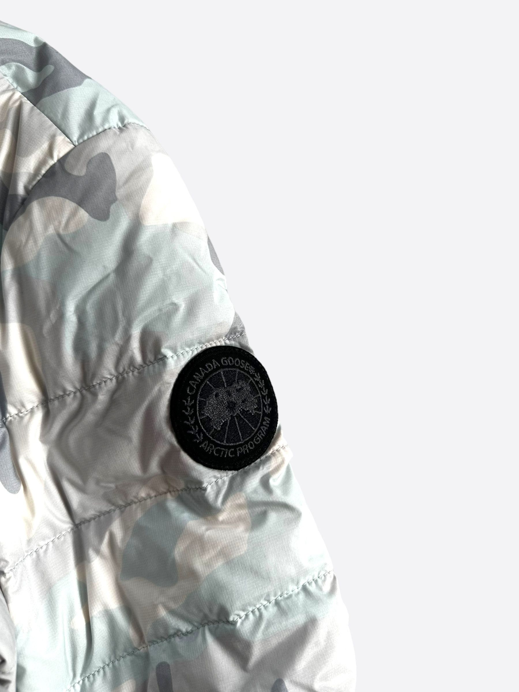 Canada Goose Canada Goose Ice Camouflage Sydney Black Label Men's Jacket Size US L / EU 52-54 / 3 - 3 Thumbnail