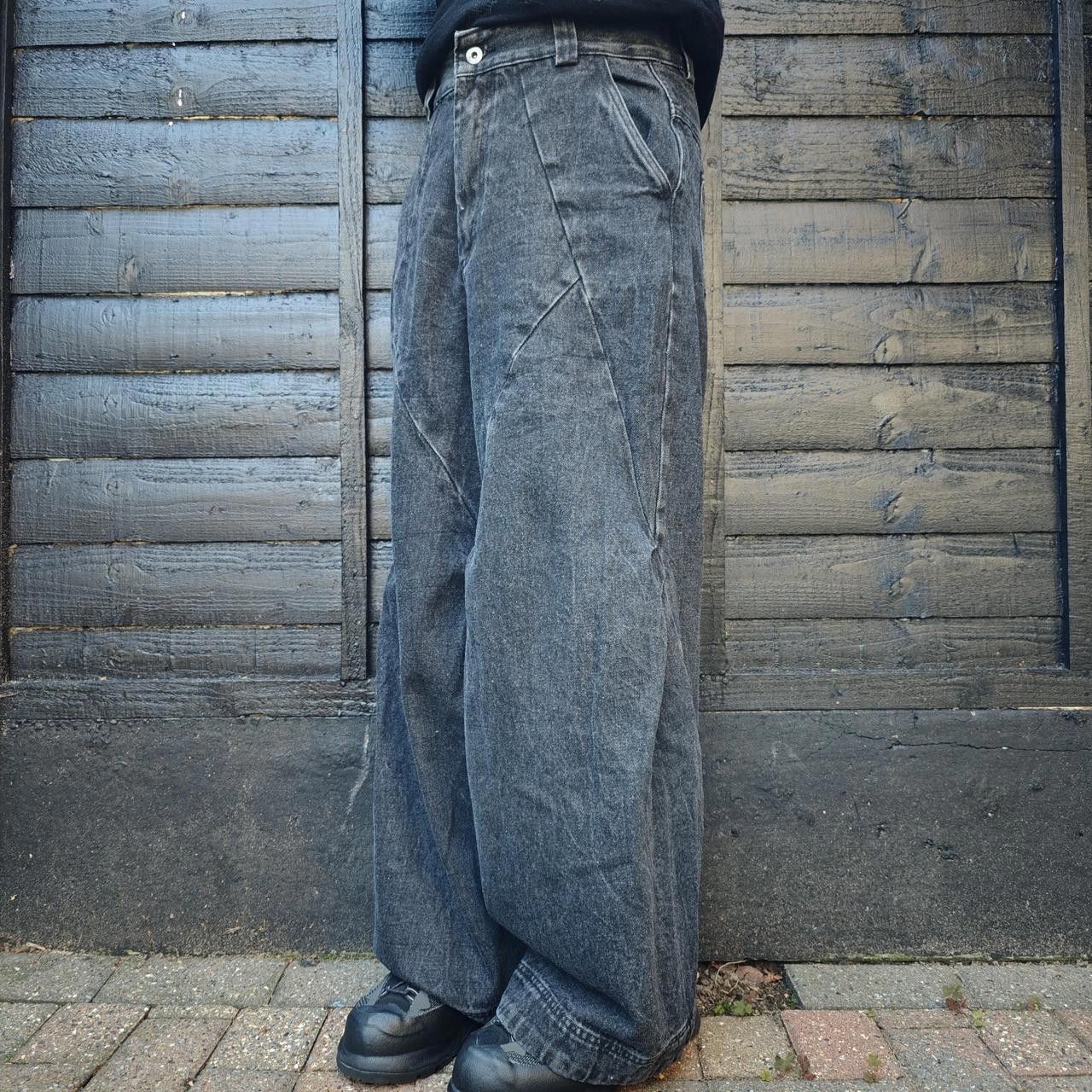 Other Black Pleated Baggy Faded Denim Size US 32 / EU 48 - 1 Thumbnail