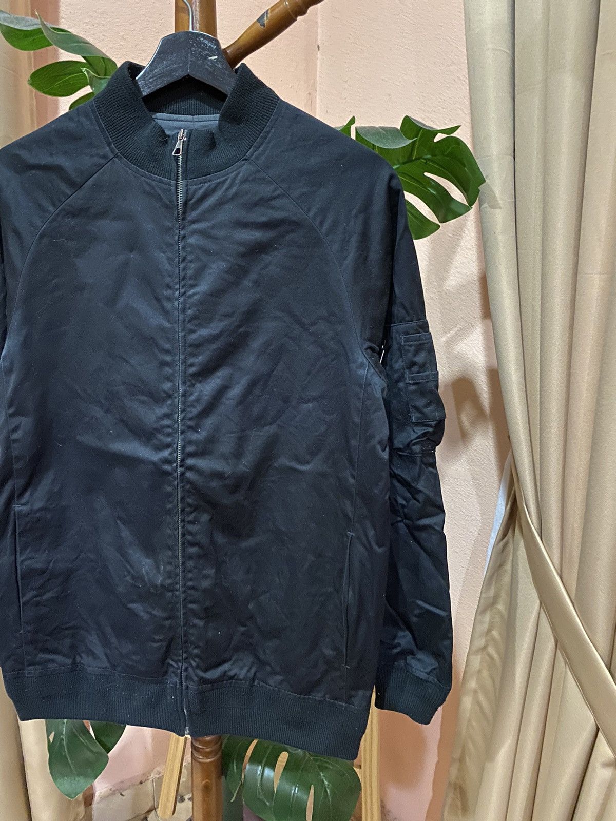 A.P.C. A.P.C. Black Bomber Jacket – Timeless Minimalist Style Size US XS / EU 42 / 0 - 4 Thumbnail