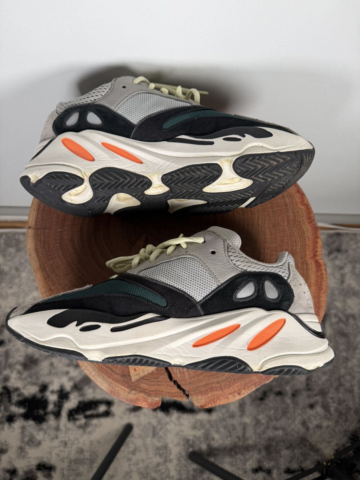 Yeezy Adidas Yeezy Boost 700 Wave Runner Sneakers Size US 9 / EU 42 - 3 Thumbnail