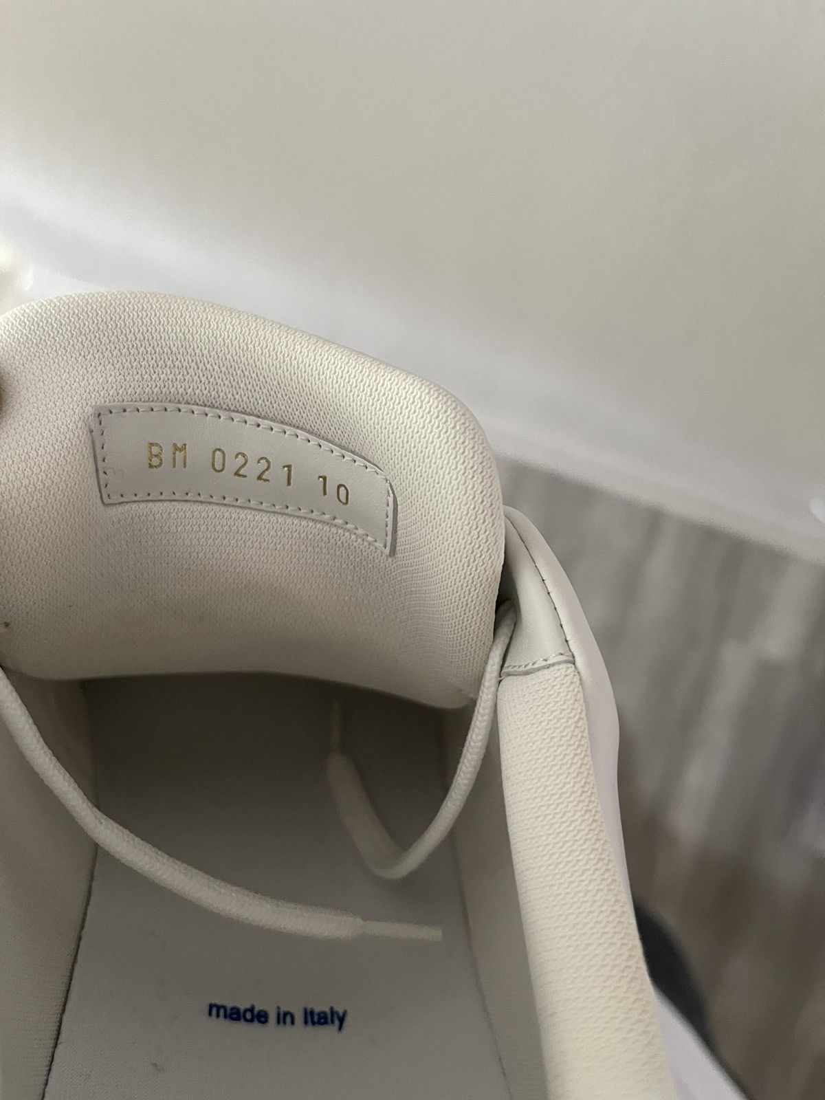 Louis Vuitton 2021 Louis Vuitton Trainer Low 'Signature - White Blue' Size US 11 / EU 44 - 11 Thumbnail