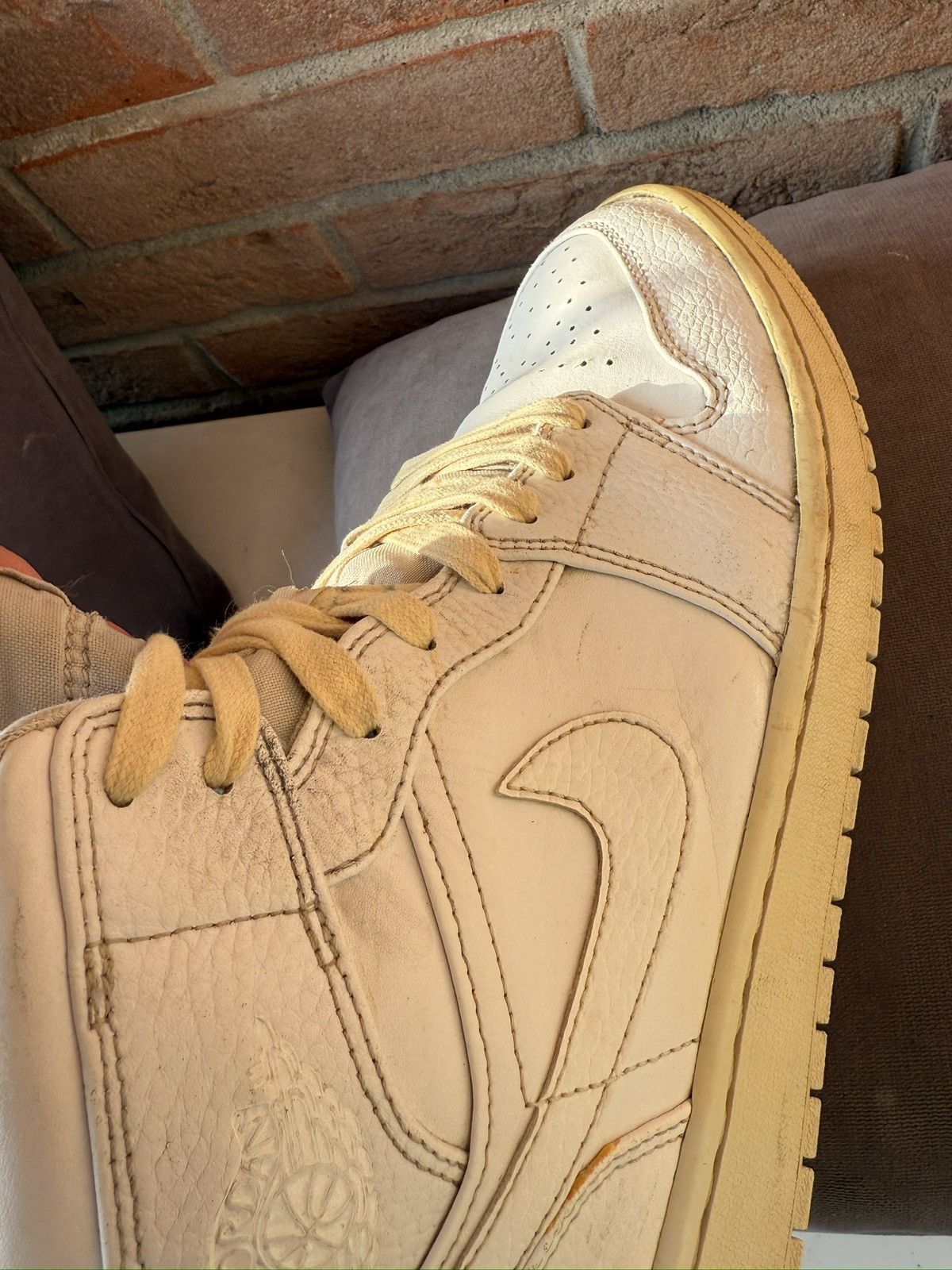 Air Jordan 1 Mid White