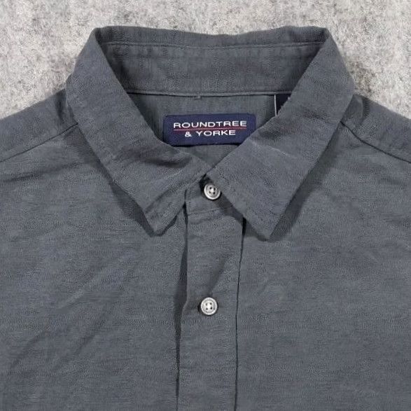 Roundtree & Yorke Roundtree & Yorke Button Up Mens L Gray Excellent Short Sleeve Modal Blend Textured Pocket Size US 33 - 3 Thumbnail