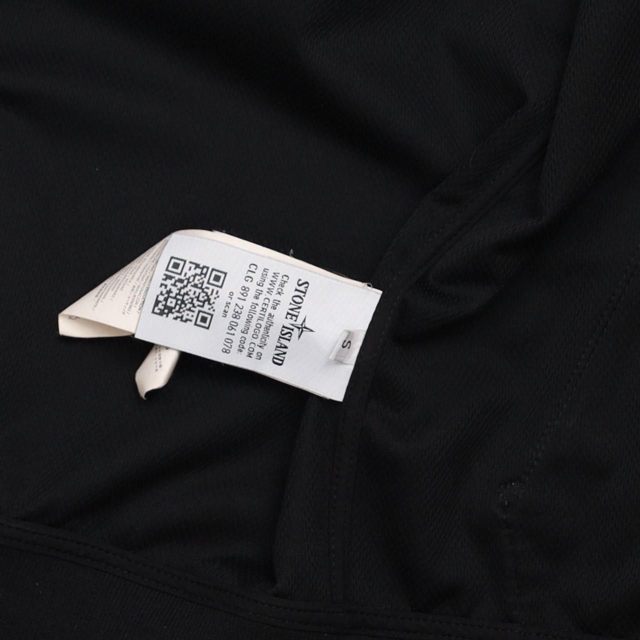 Stone Island S/S 19 Light Soft Shell-R Jacket in Black, Men's — image 4 of 4