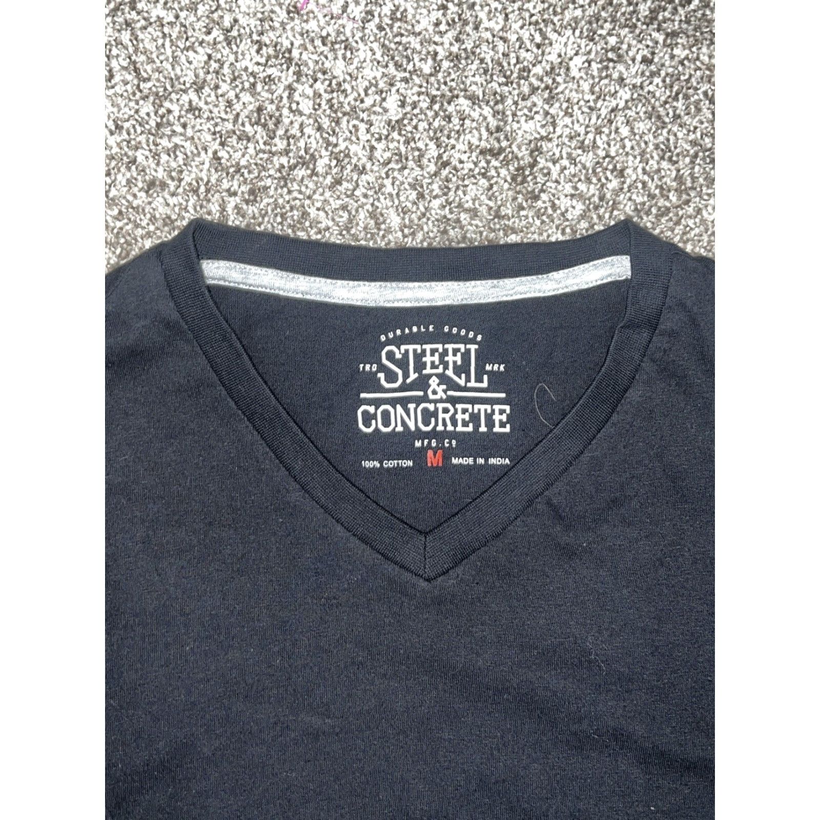 Vintage VINTAGE Steel & Concrete T-Shirt Men’s M Black V-Neck Shirt Mens Size US M / EU 48-50 / 2 - 2 Thumbnail