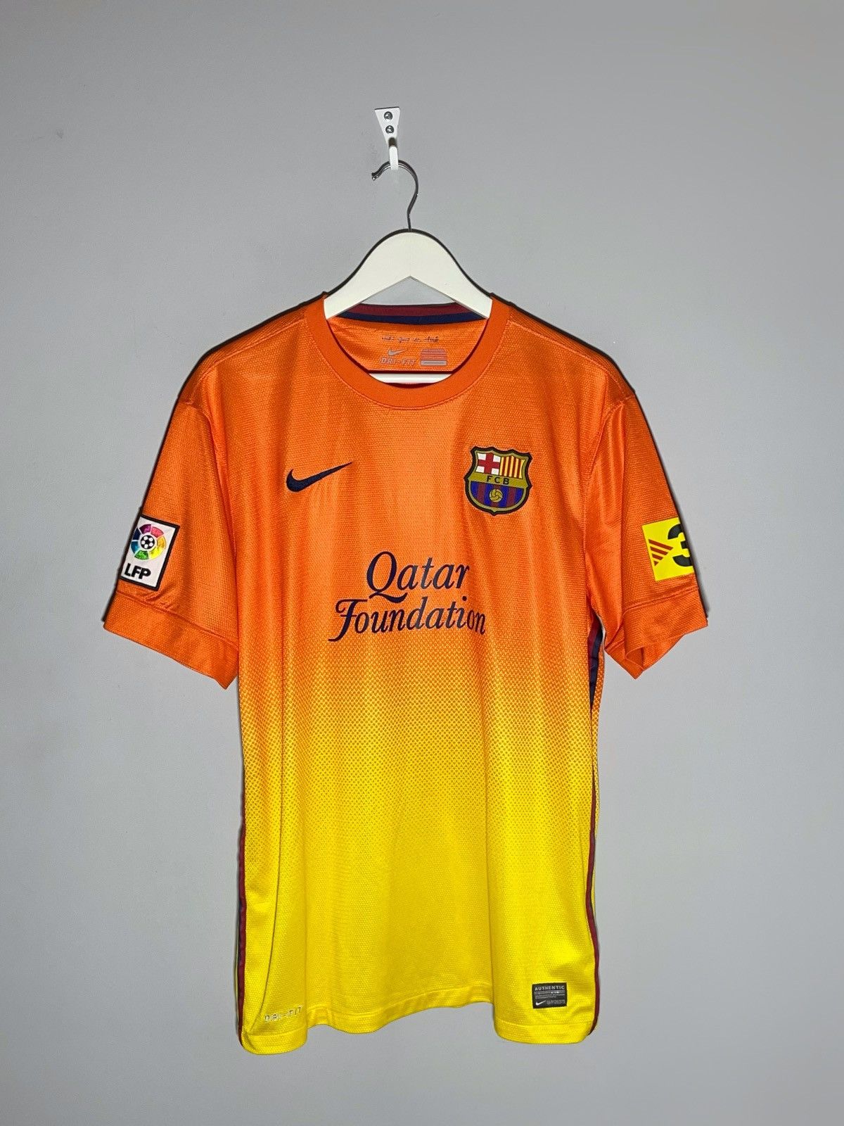Nike F.C Barcelona Nike 2012/13 Away Y2k Football Shirt Size US XL / EU 56 / 4 - 1 Thumbnail