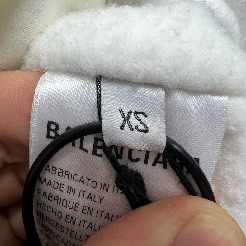 Balenciaga Balenciaga White the Year of the Loong limited embroidery Size US L / EU 52-54 / 3 - 4 Thumbnail