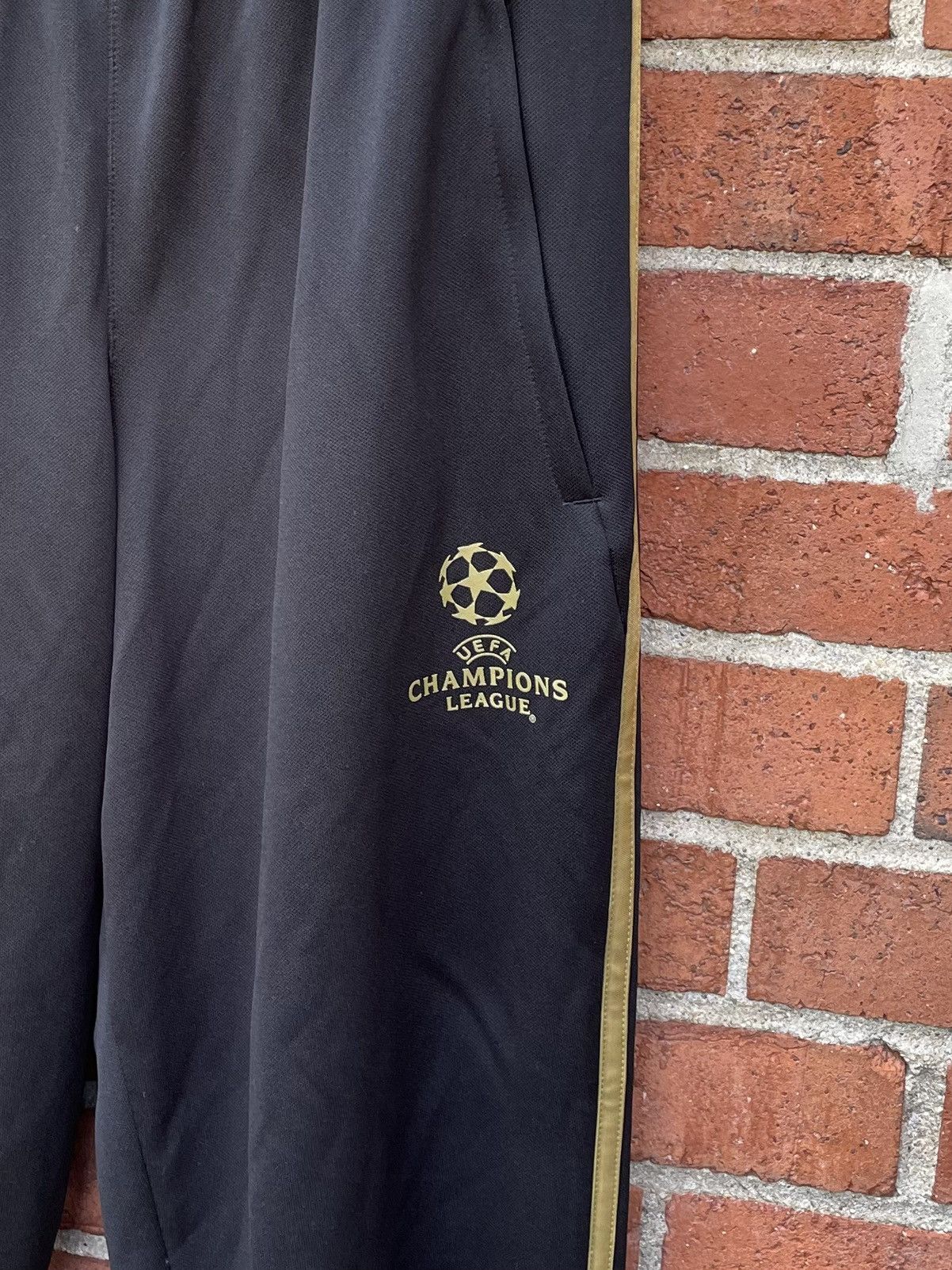 Adidas 2015 adidas climacool juventus uefa champions league pants Size US 28 / EU 44 - 4 Thumbnail