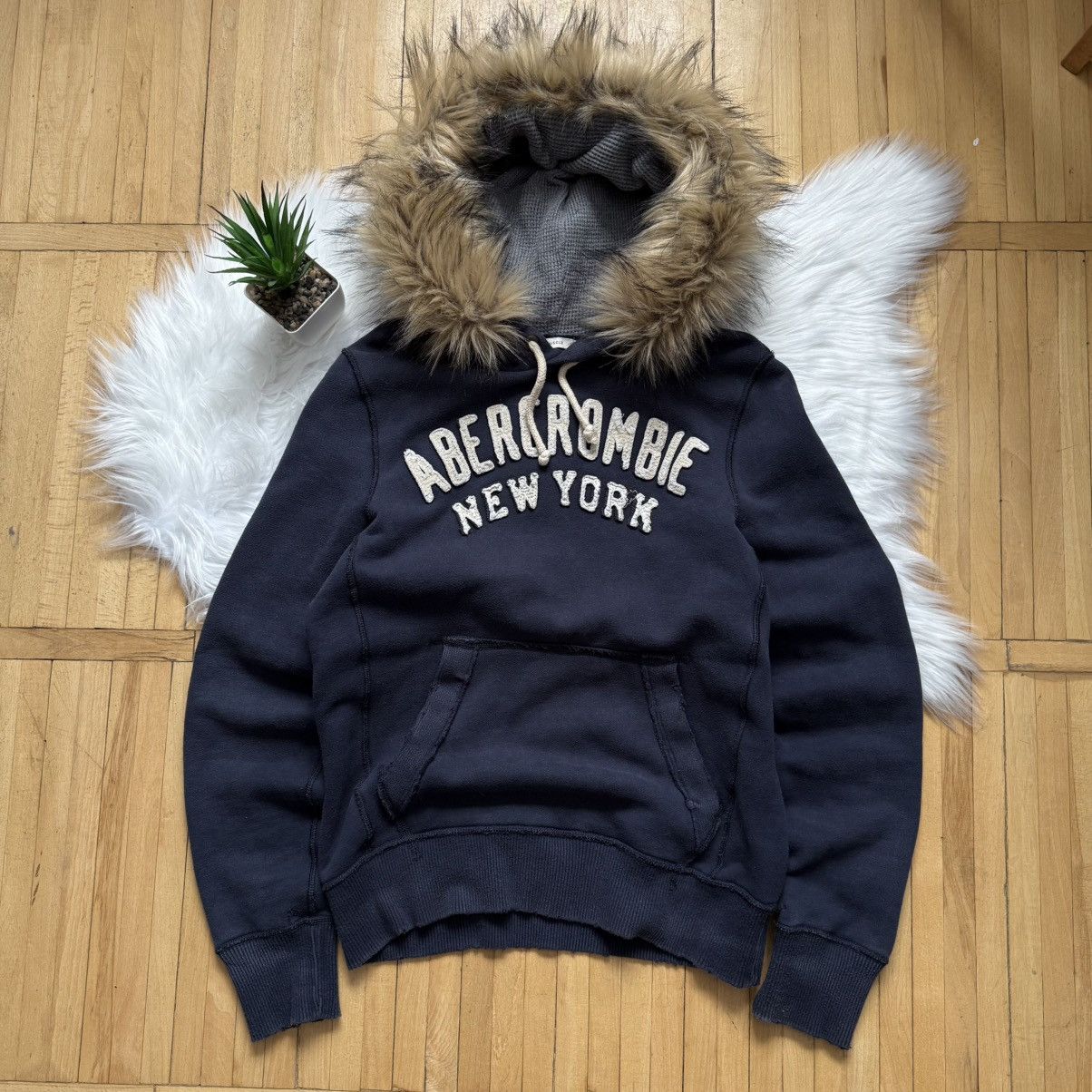📌 Crazy Distress Abercrombie & Fitch Y2K Faux Fur Zip-Hoodie