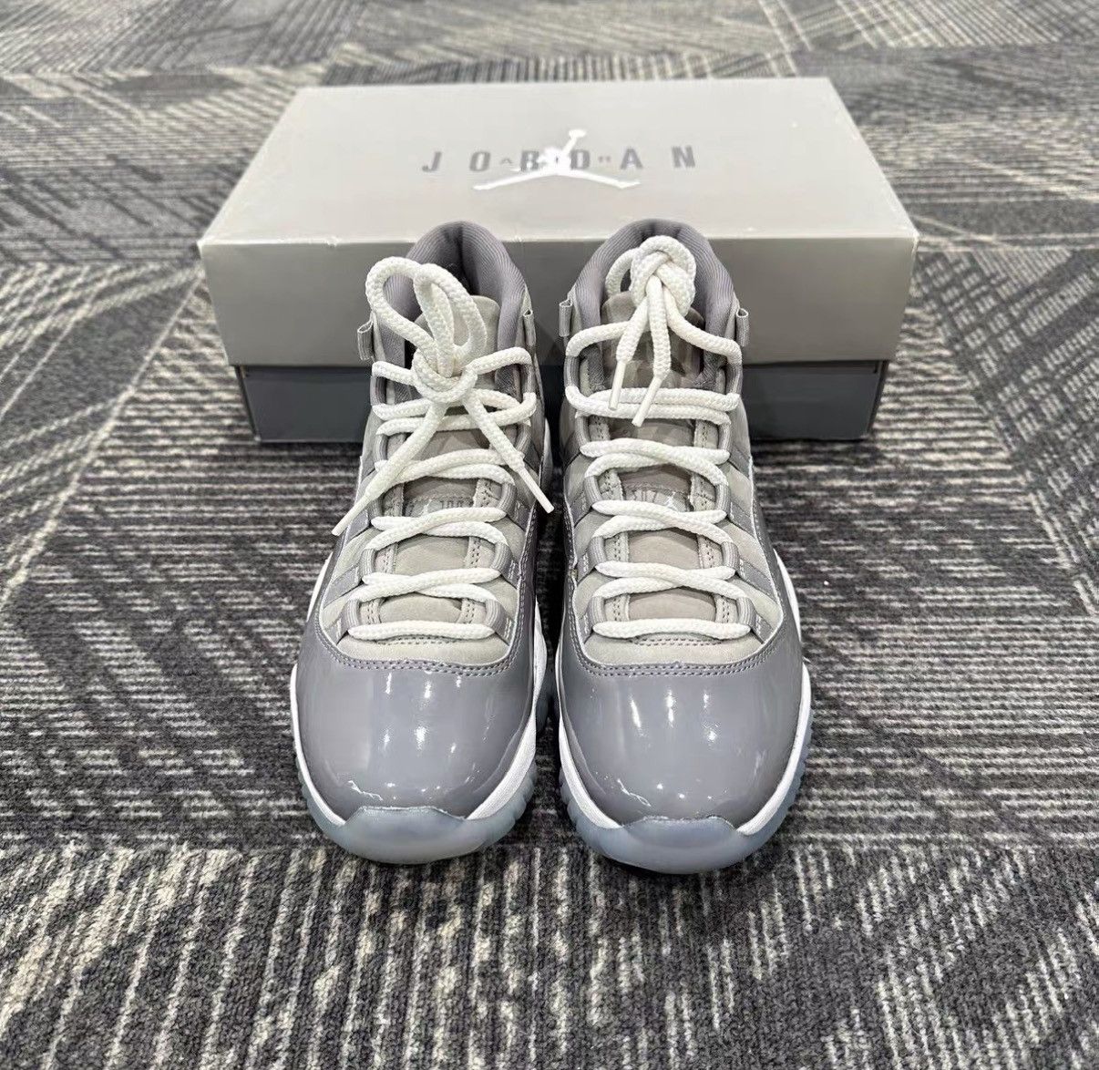 Jordan Brand AJ11 Retro Cool Grey Mid J42 Size US 7.5 / EU 40-41 - 2 Thumbnail