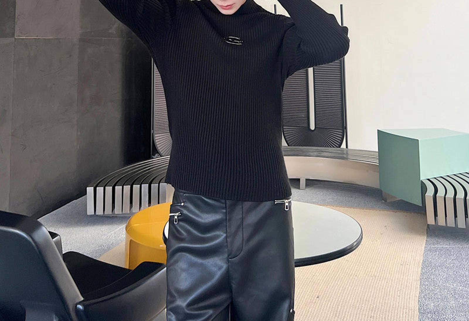 Japanese Brand Ribbed Turtleneck Sweaters, Slim Fit Knit Size US M / EU 48-50 / 2 - 4 Thumbnail