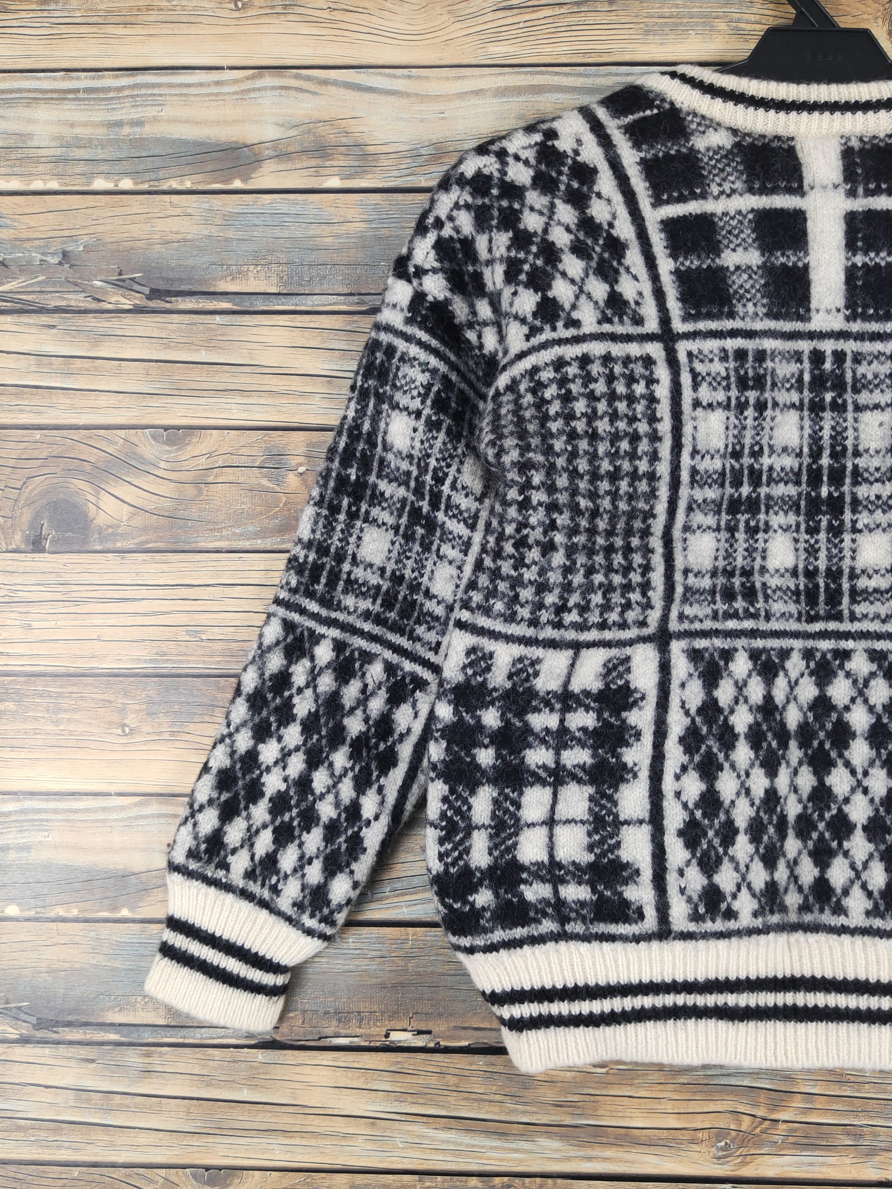 Homespun Knitwear × Japanese Brand × Vintage Ixi:z Black Cream Knitwear Sweatshirts #W1282 Size XS / US 0-2 / IT 36-38 - 8 Thumbnail