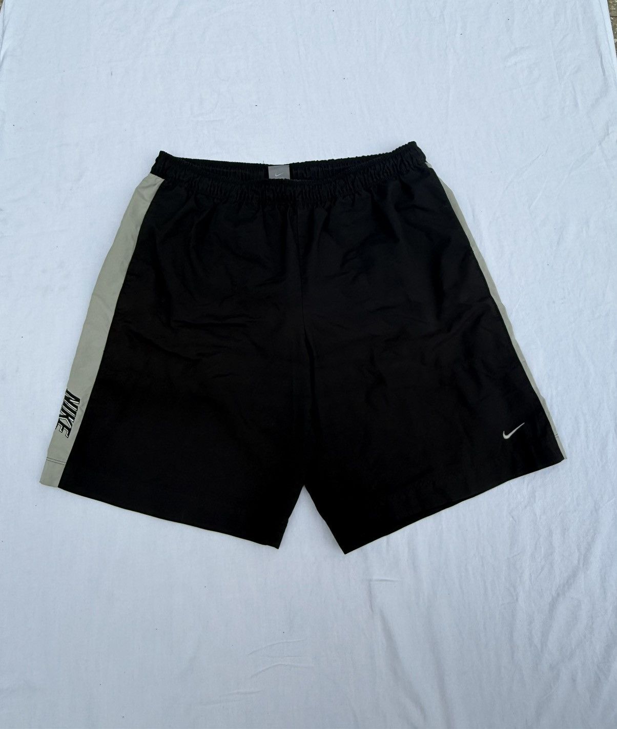 Nike Vintage Nike swim trunks board shorts Size US 34 / EU 50 - 1 Thumbnail