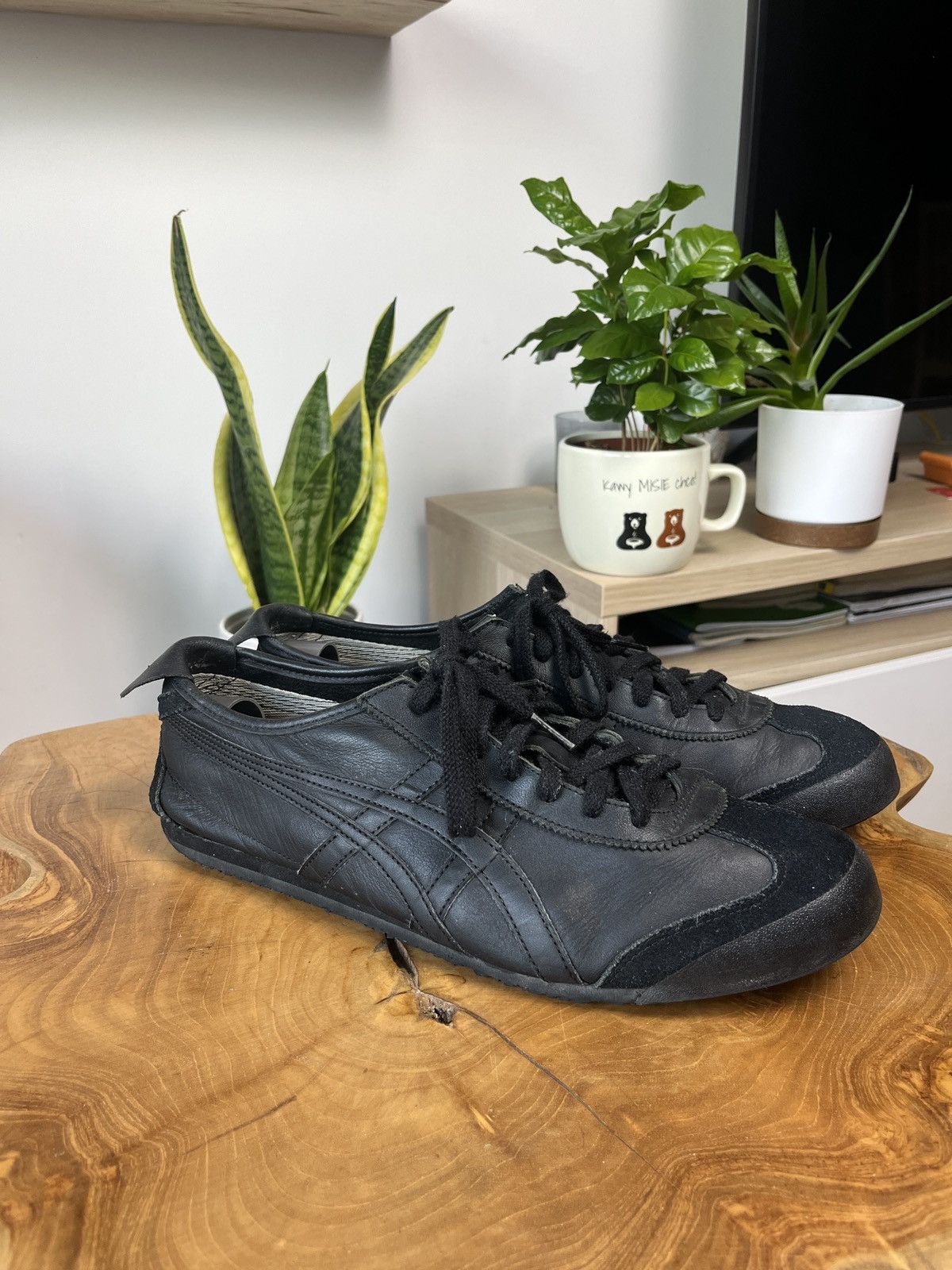 Vintage Onitsuka Tiger rare avant garde black japanese y2k
