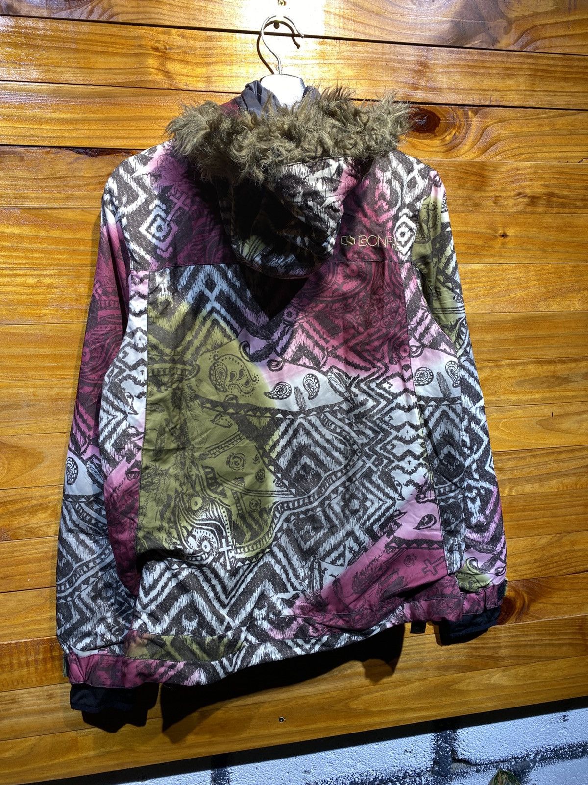Bonfire Vintage Bonfire Drylevel 2 Snowboard Jacket – 90s Outerwear Size US S / EU 44-46 / 1 - 12 Thumbnail