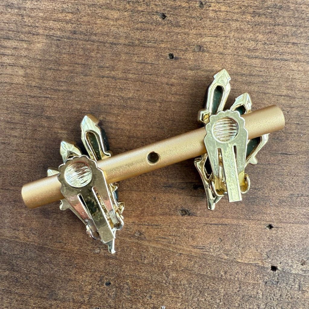 Vintage Vintage Green and Gold Tone Clip On Earrings MCM Size ONE SIZE - 4 Thumbnail