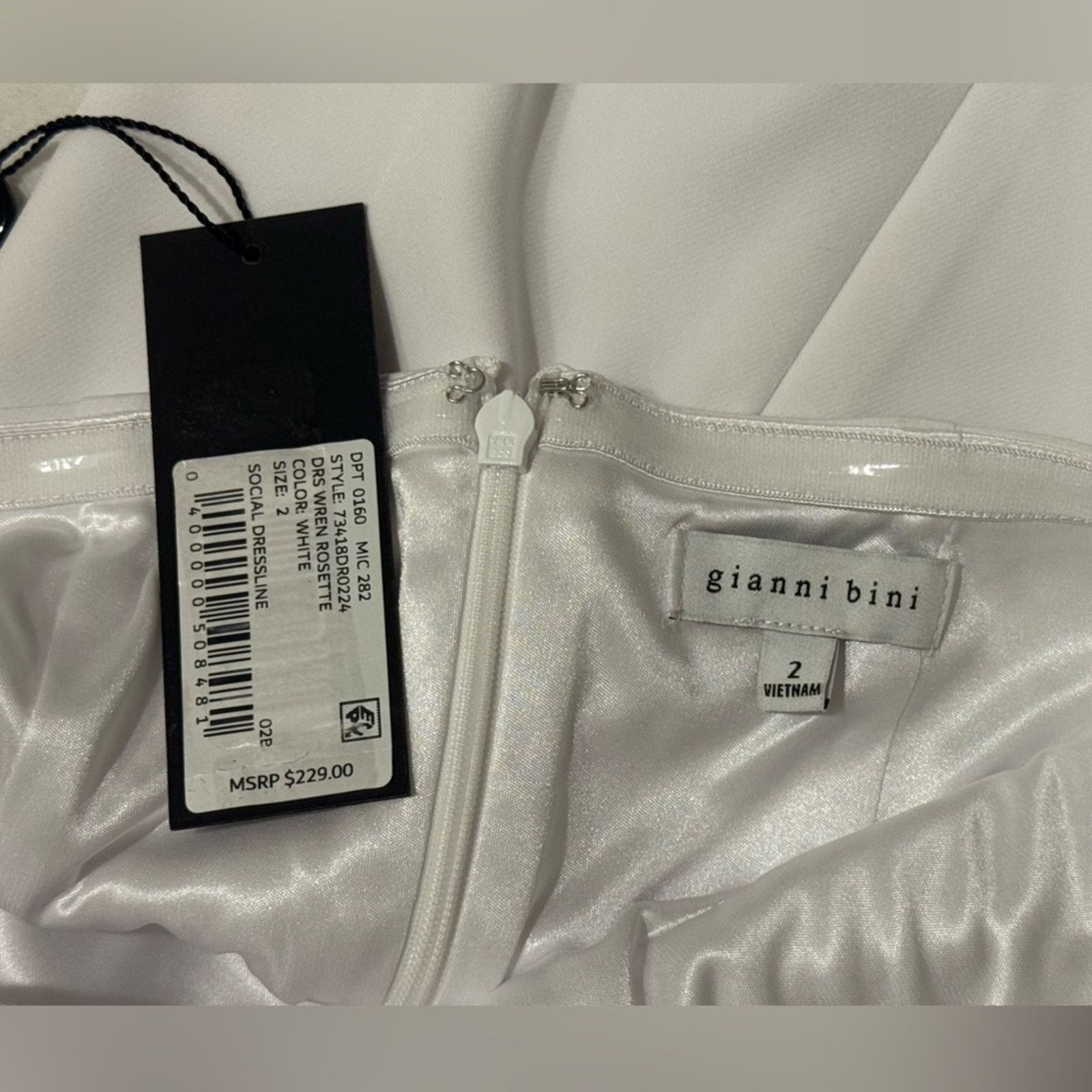 Gianni Valentino Gianni Bini One Shoulder White Dress with Ruffles Size 2 Size XS / US 0-2 / IT 36-38 - 6 Thumbnail