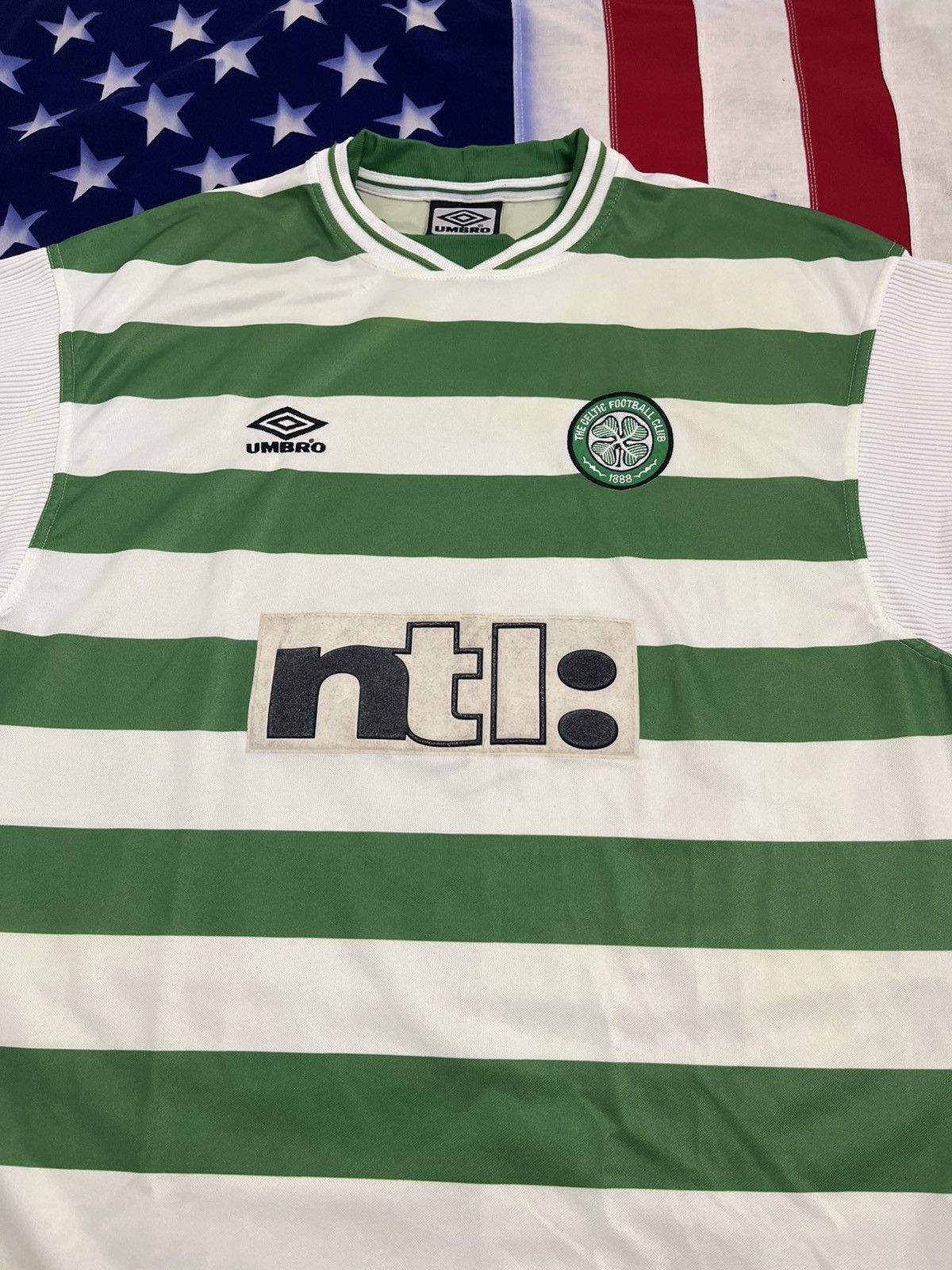 Umbro VTG 2000s Umbro Celtic Glasgow NTL Soccer Jersey Green White Size US XXL / EU 58 / 5 - 3 Thumbnail