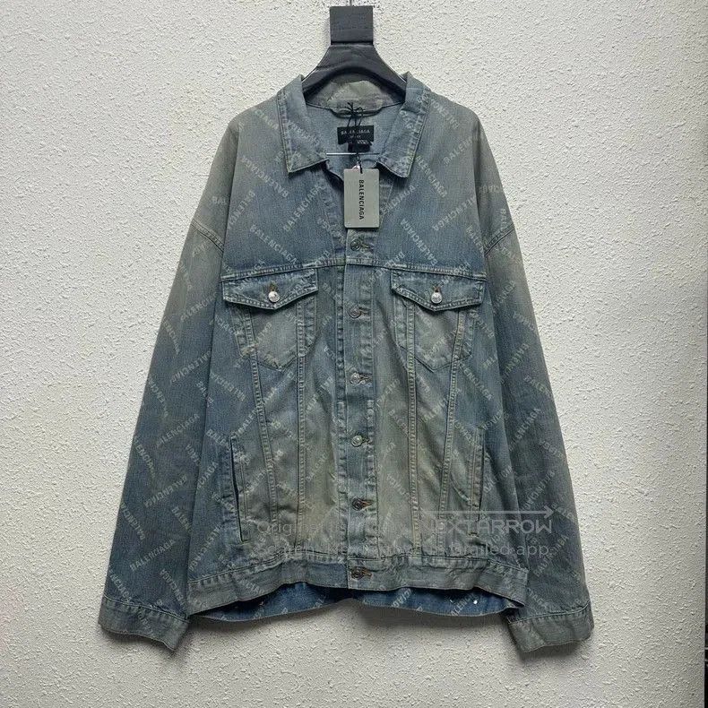 Balenciaga Balenciaga Denim Jacket Washed Gray. Size US M / EU 48-50 / 2 - 1 Thumbnail
