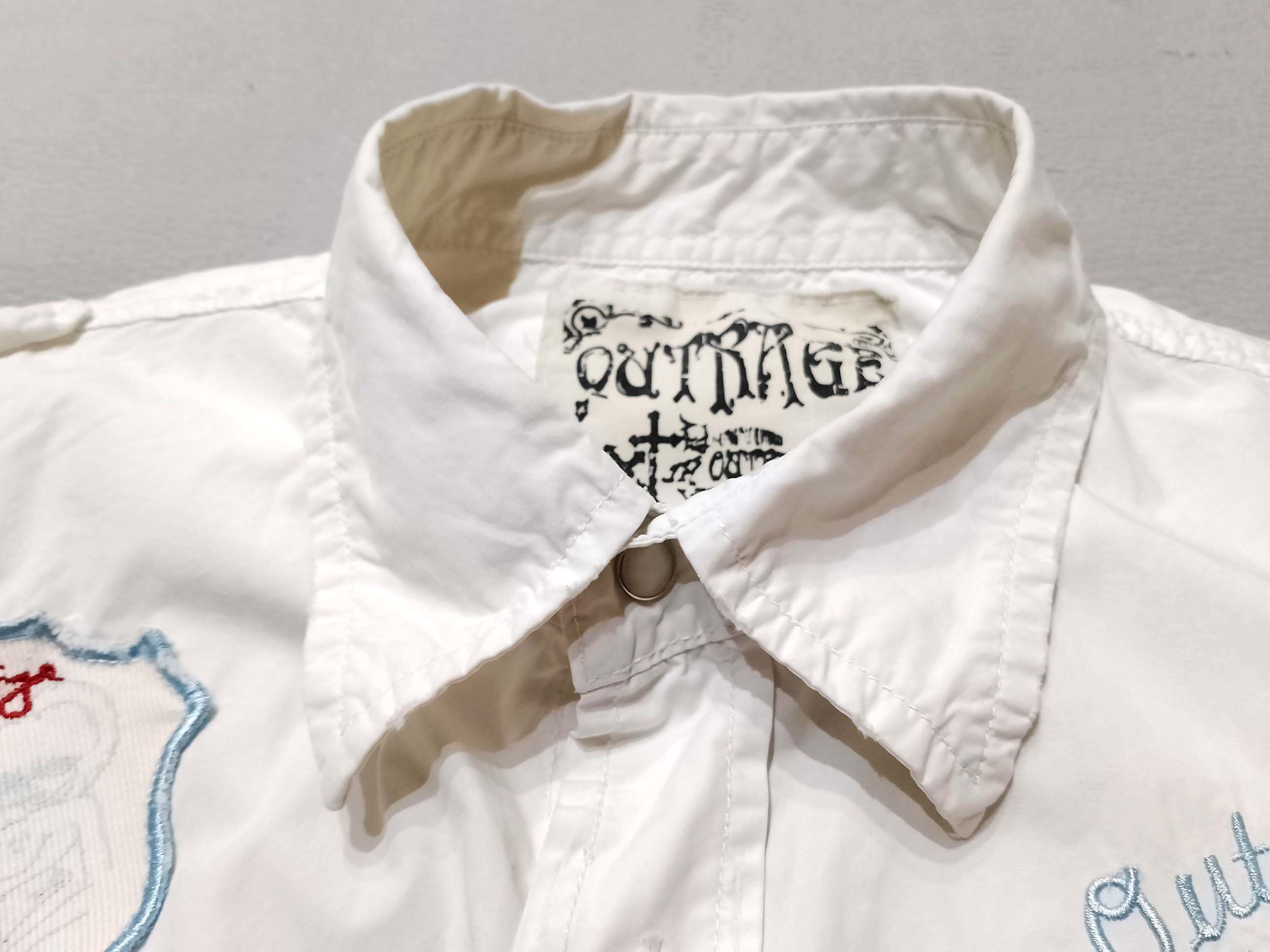 Other Outrage Tattoo Series White Short Sleeve Shirt Size M Size US M / EU 48-50 / 2 - 2 Thumbnail