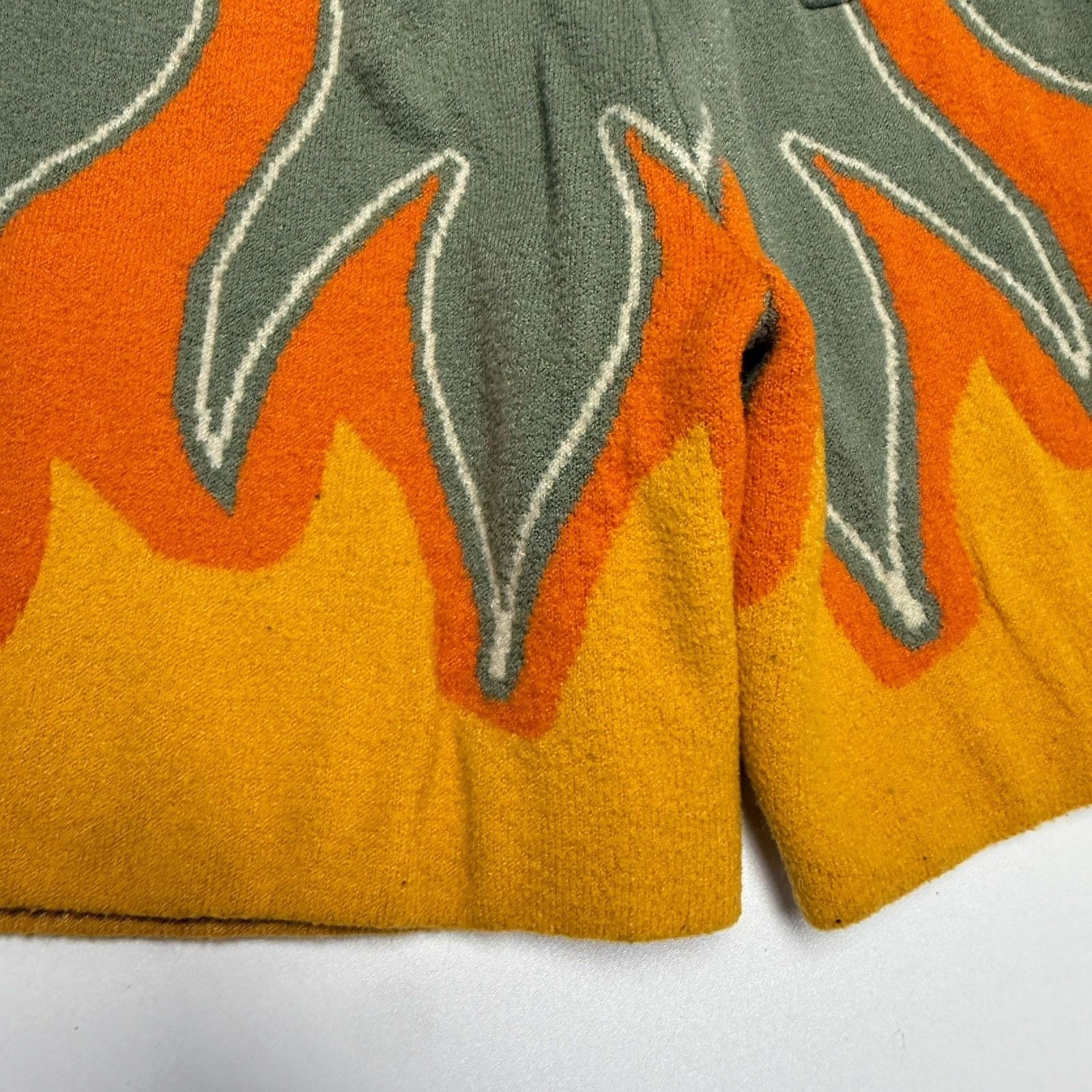 Other Rebel Minds Fleece Flame Shorts Mens Size 29x5 Faded Green Size US 29 - 7 Thumbnail