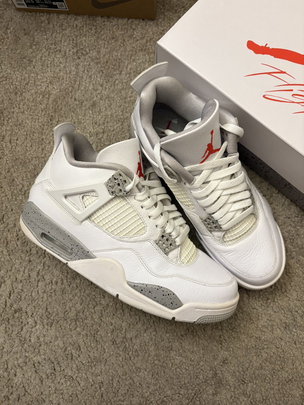 Jordan Brand Air Jordan 4 White Oreo Size US 9 / EU 42 - 1 Thumbnail