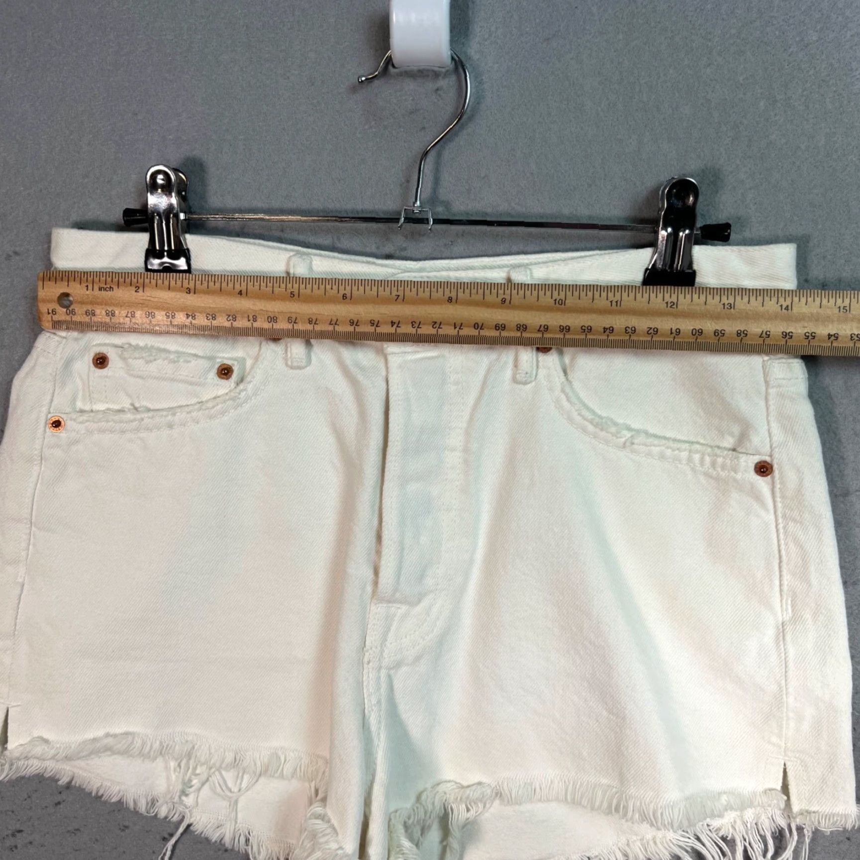 GRLFRND VINTAGE GRLFRND The Cindy High Waist Denim Shorts Women 26 White Cut-Off 100% Cotton Womens Size 26" / US 2 / IT 38 - 6 Thumbnail