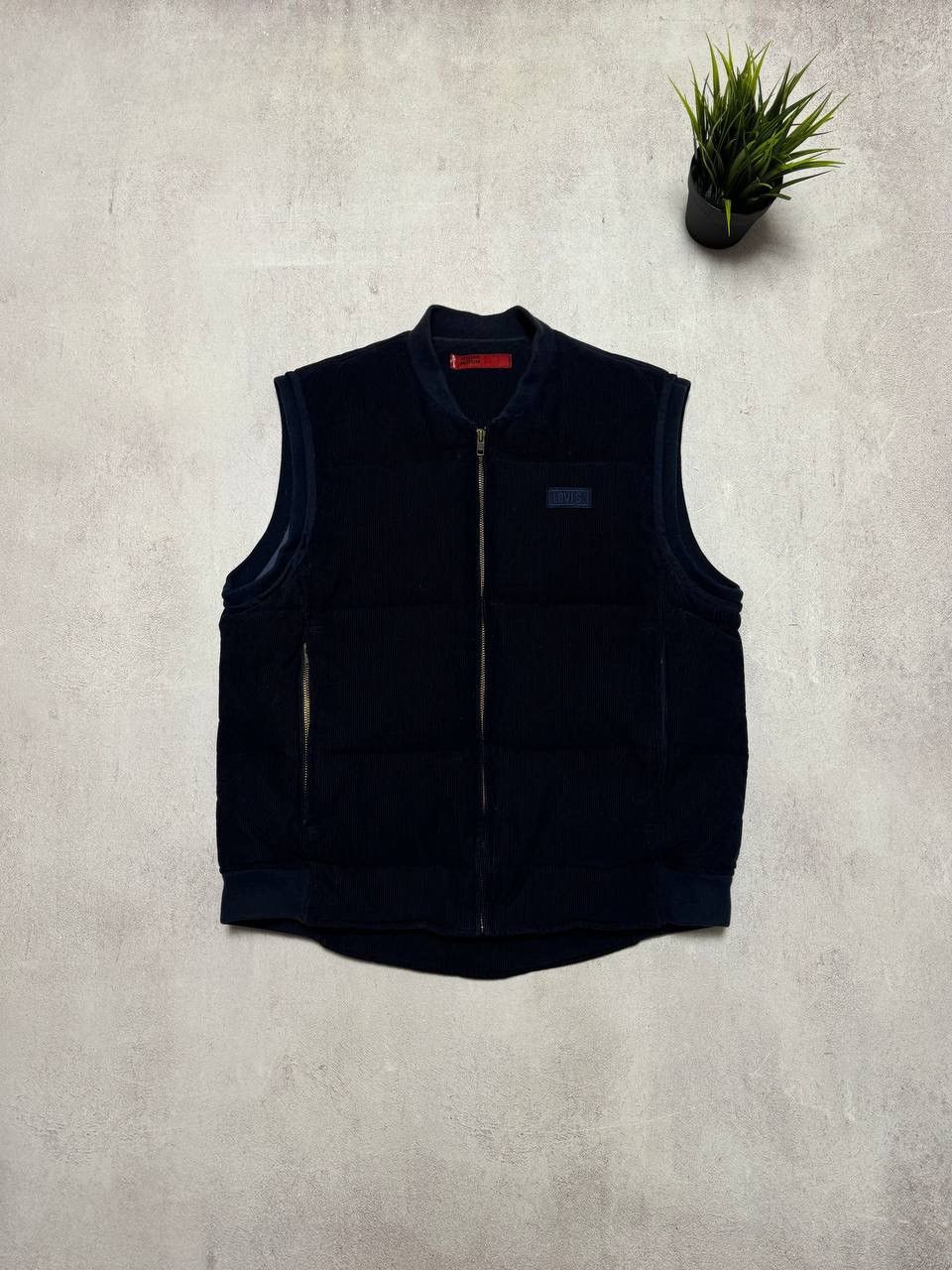 Levi's × Vintage Vintage Levis Vest Down Jacket Red Tab Velvet Baggy Mens 90s Size US M / EU 48-50 / 2 - 1 Thumbnail