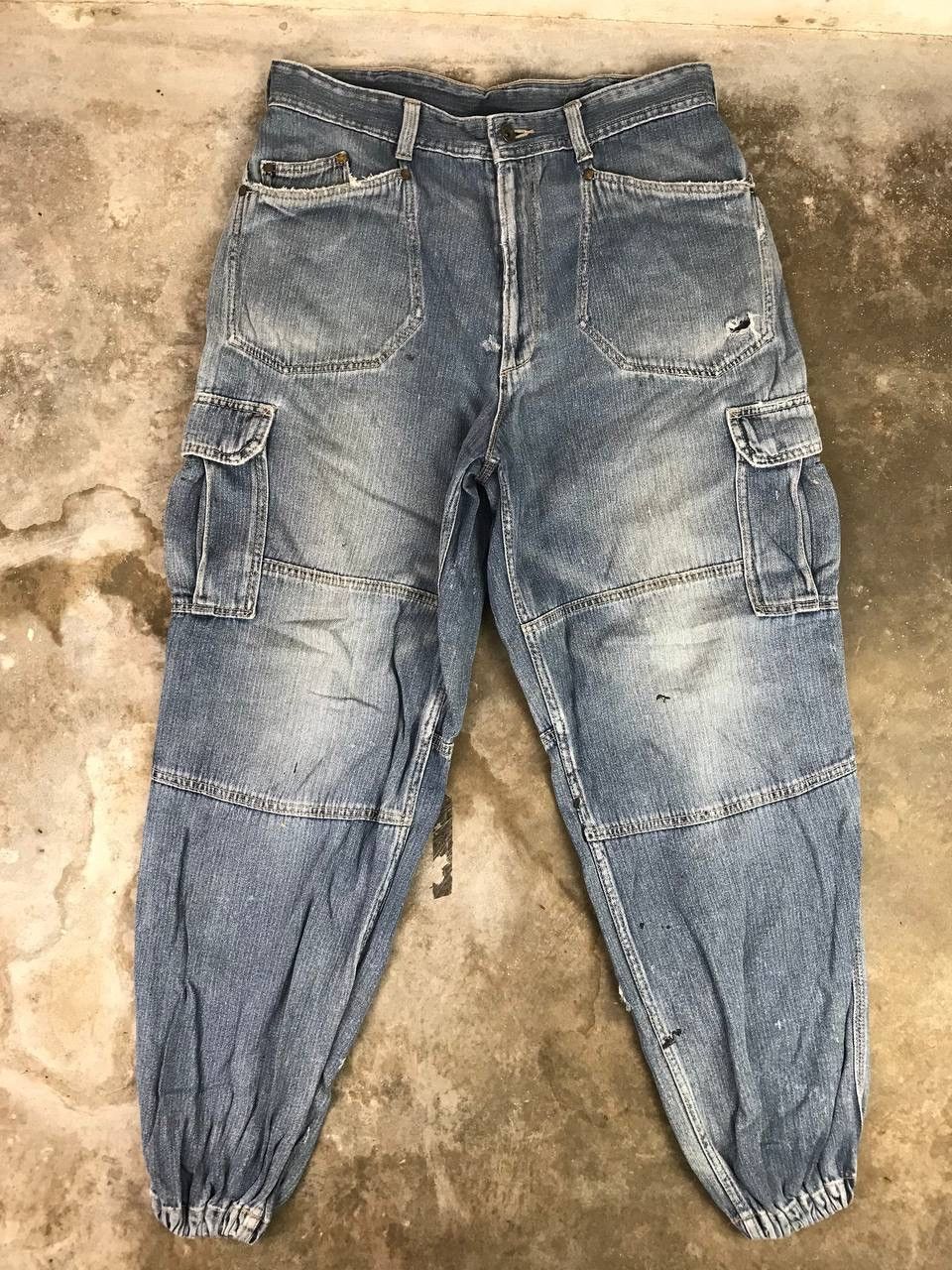 Japanese Brand × Vintage Very Rare Streetwear Jogger Denim Pants Size US 34 / EU 50 - 1 Thumbnail