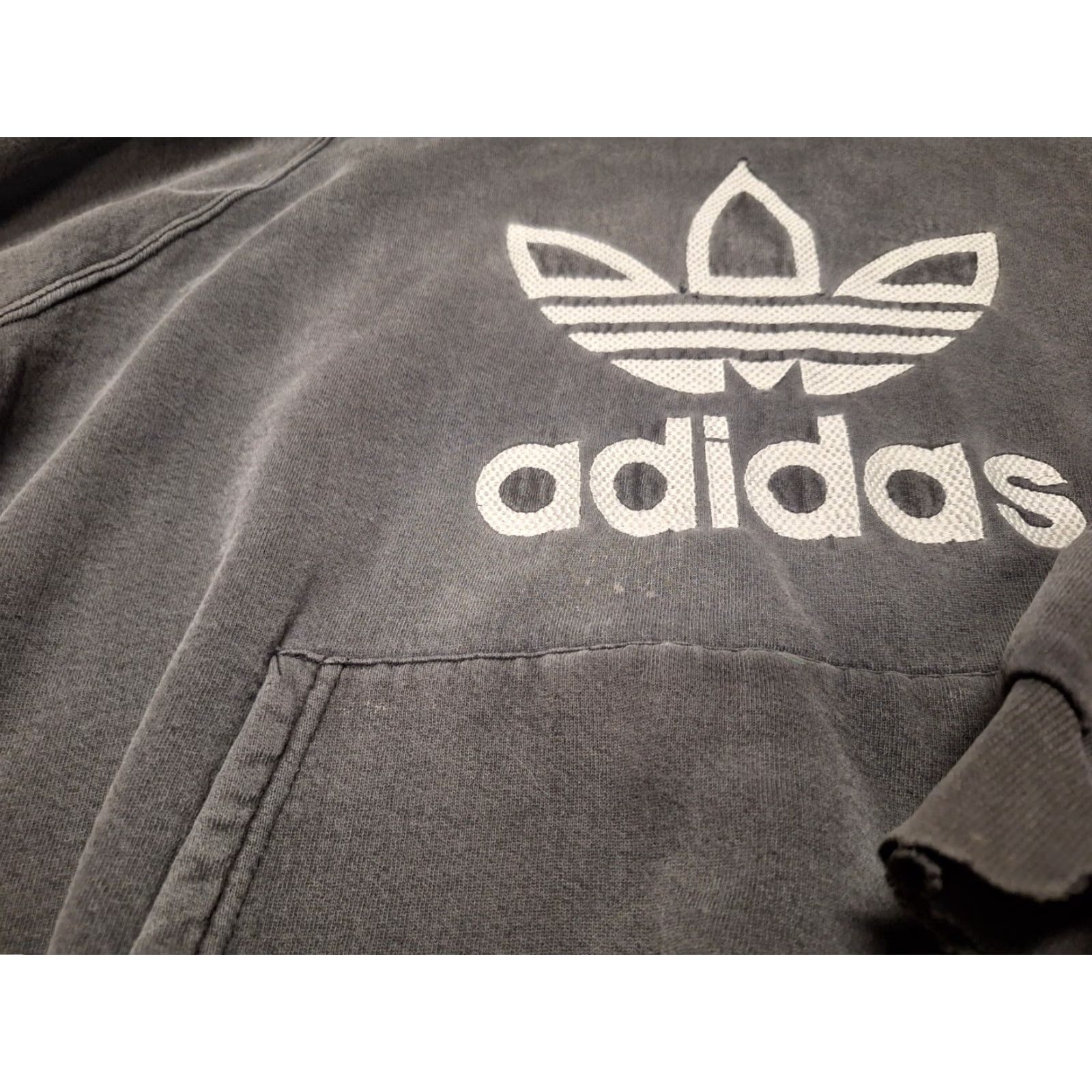 Adidas VINTAGE adidas Trefoil Logo Hoodie Sweatshirt Heavy XL Black 90s 00s Mens Pullover Heavyweight Hooded Pockets Long Sleeve Regular Fit Size US XL / EU 56 / 4 - 5 Thumbnail