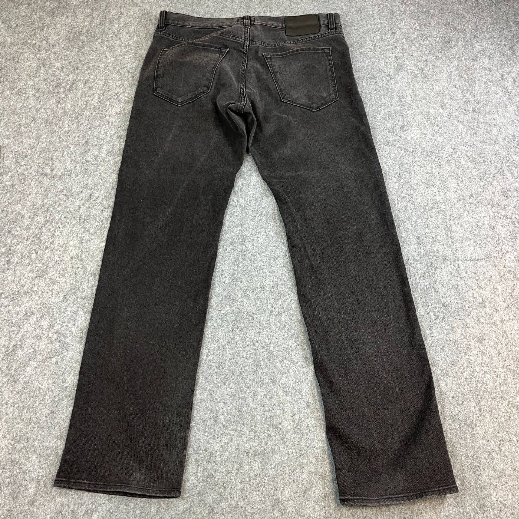 Hugo Boss HUGO BOSS Jeans Maine 1 Regular 34 Dark Wash Black Faded Stretch Denim 5-Pocket Men Mens Tapered Waist 34 Inside Leg 32 Vintage No Size US 34 / EU 50 - 2 Thumbnail