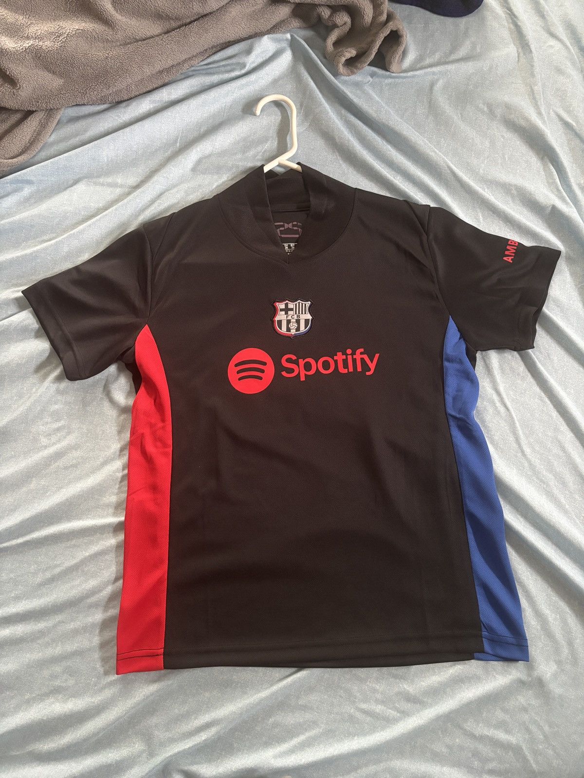 Other Fc Barcelona jersey Lamine Yamal Size US XS / EU 42 / 0 - 1 Thumbnail