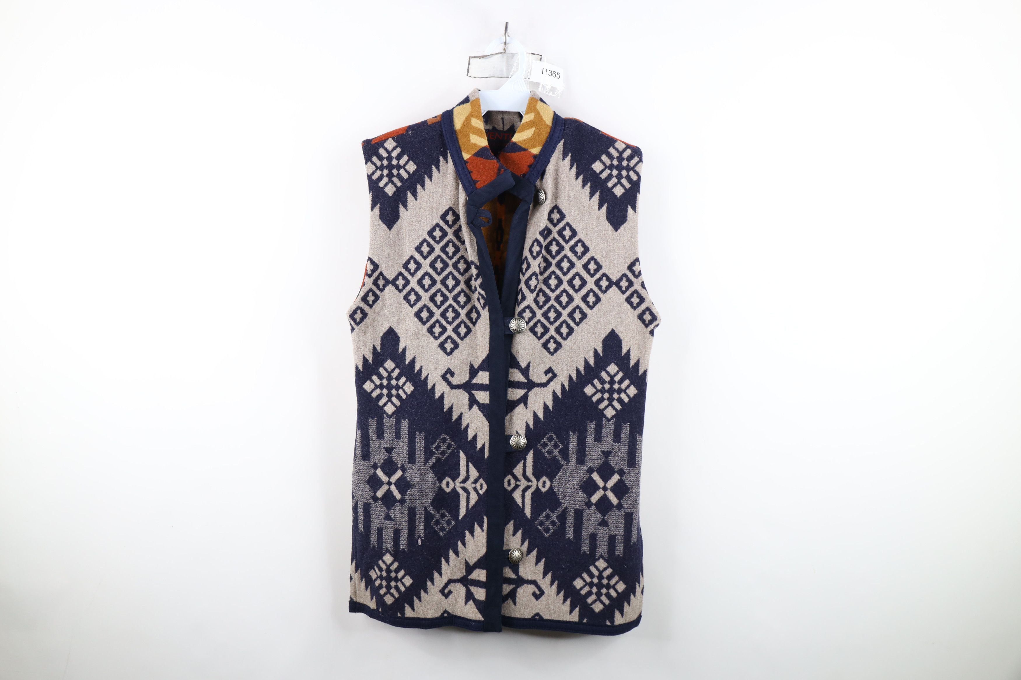 Vintage Vintage 90s Streetwear Southwestern Blanket Button Vest USA Size S / US 4 / IT 40 - 1 Thumbnail
